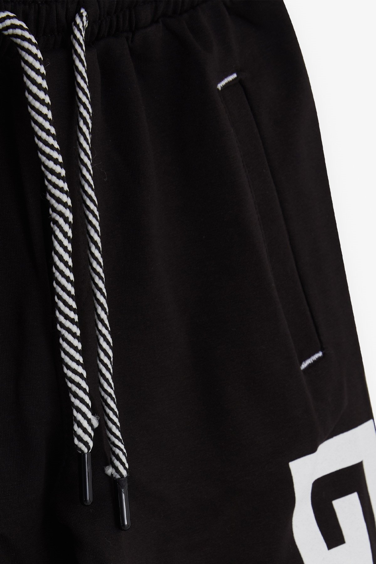 POYRAZ KİDS Erkek Çocuk Eşofman Altı Baskılı Cepli Siyah (4-8 Yaş)