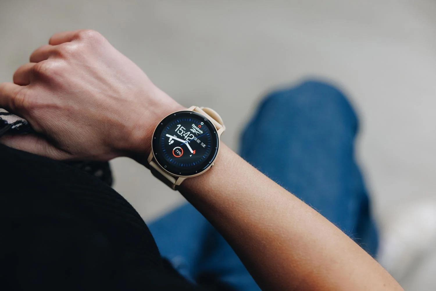 ReebokRV-AF2-U0-PYIY-BBReebok RV-AF2-U0-PYIY-BB Erkek Kol Saati