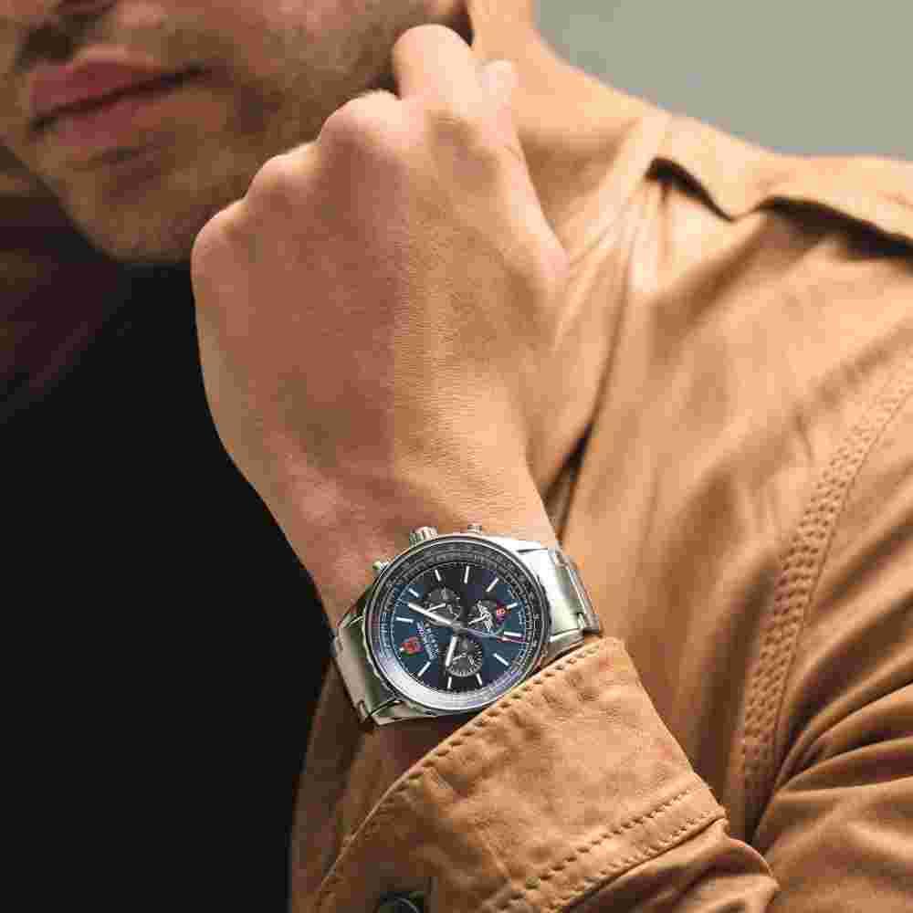 Swiss MilitarySMWGI0000304Swiss Military SMWGI0000304 Erkek Kol Saati