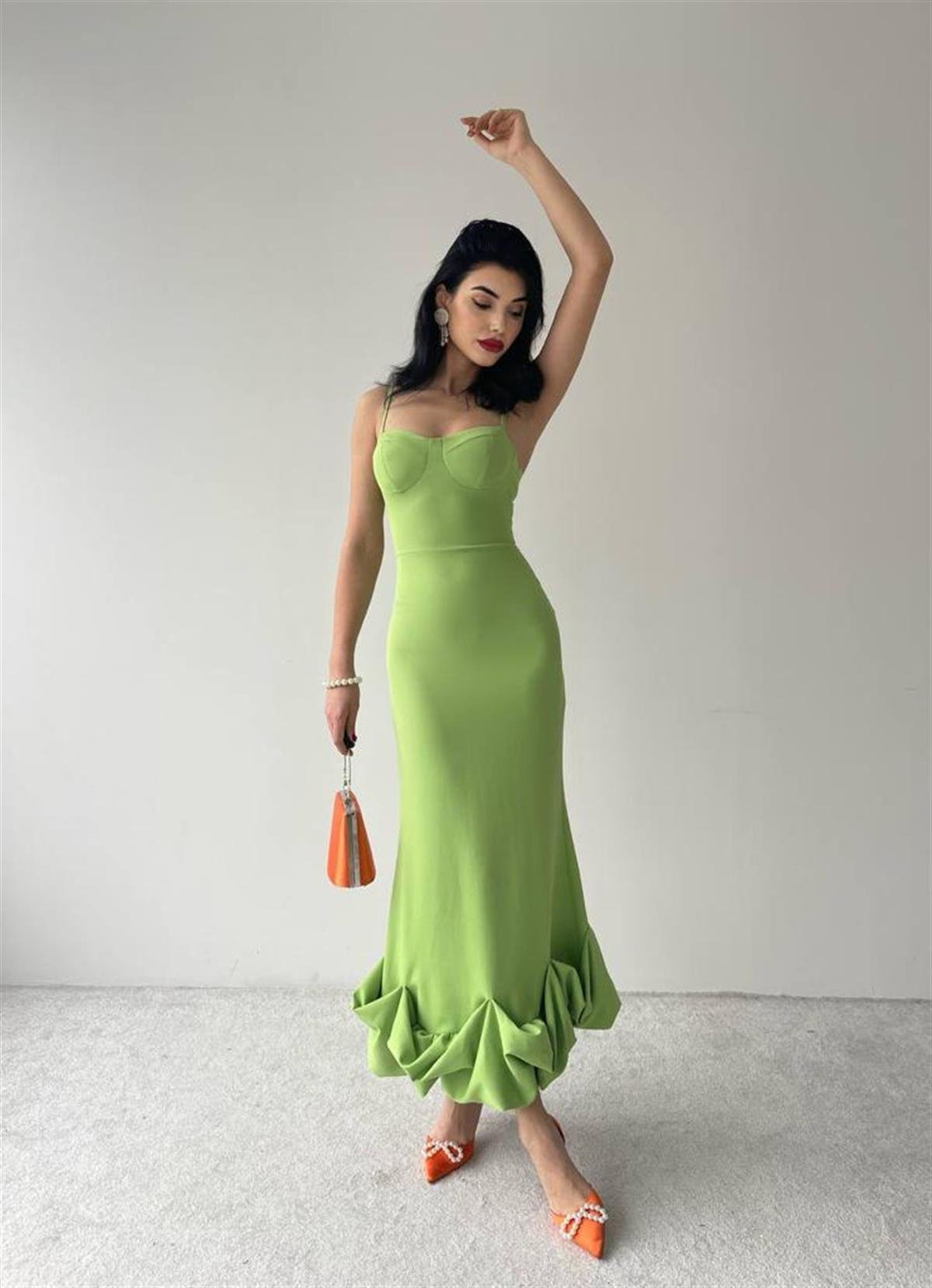 Askı Detay Etek Ucu Kıvrımlı Midiboy Kadın Elbise - FISTIK YEŞİLİ