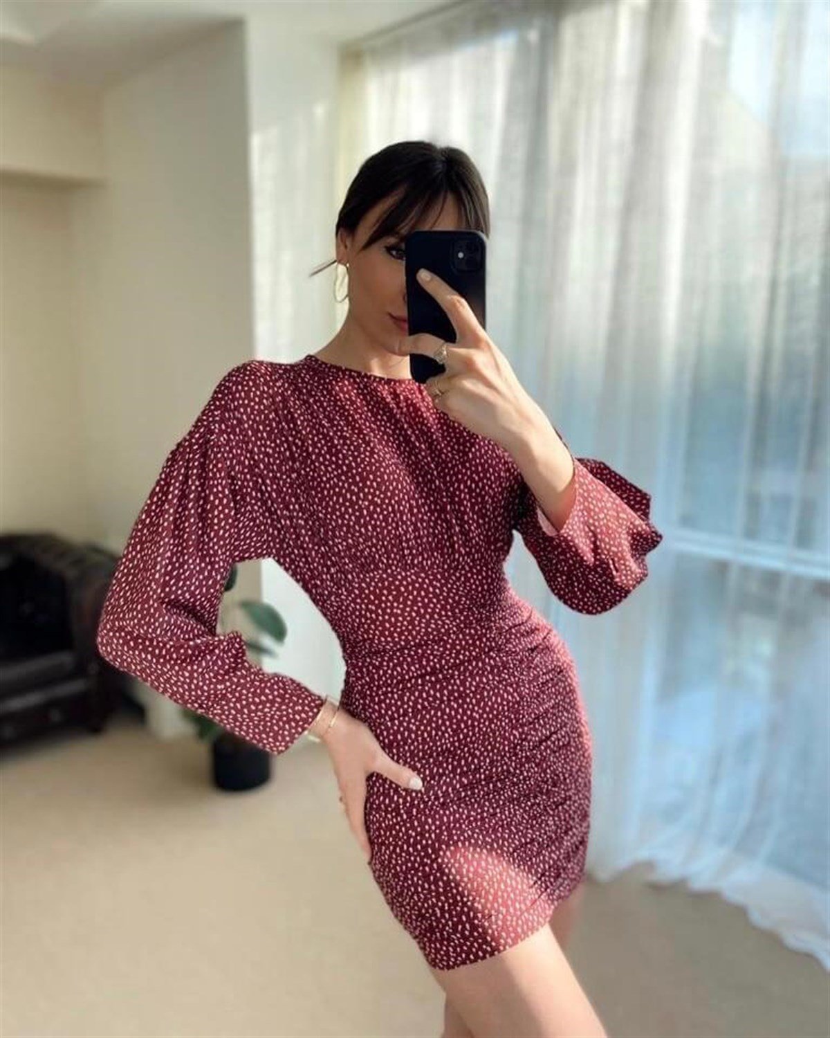 Benek Desenli Drapeli Uzun Kollu Mini Elbise  