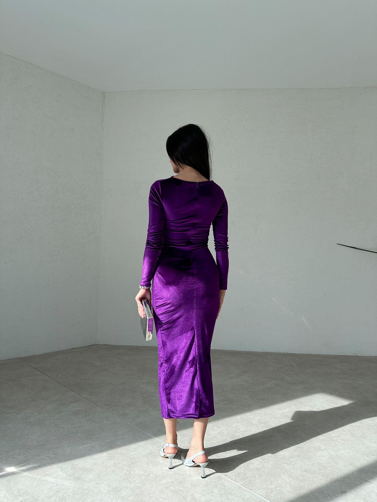 Büzgü Detaylı Uzun Kol Kadife Midi Kadın Elbise - MOR