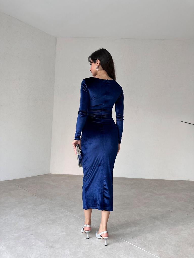 Büzgü Detaylı Uzun Kol Kadife Midi Kadın Elbise - SAKS MAVİ