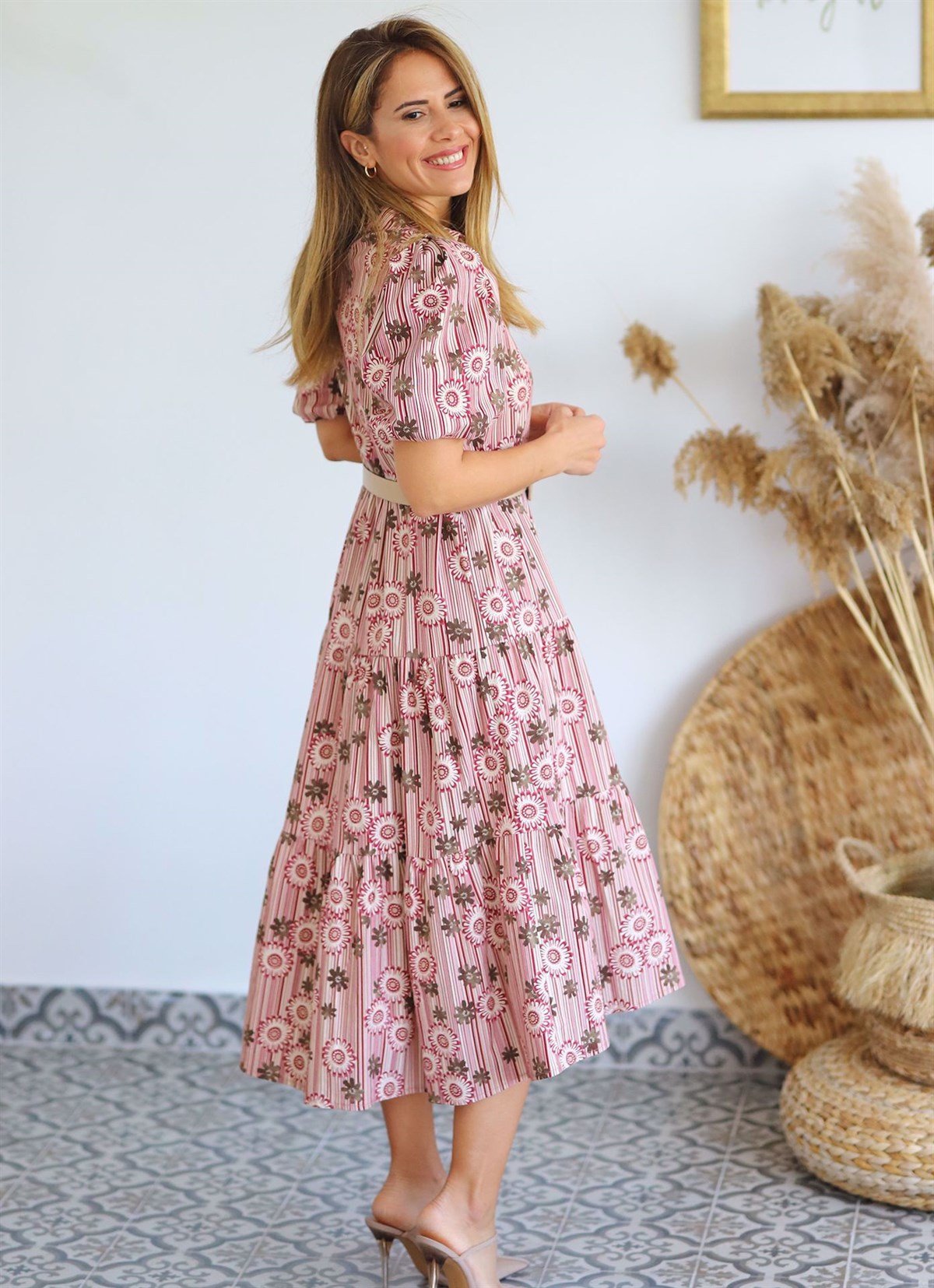 Çiçek Desenli Çizgili Karpuz Kol Kemerli Midi Boy Elbise 