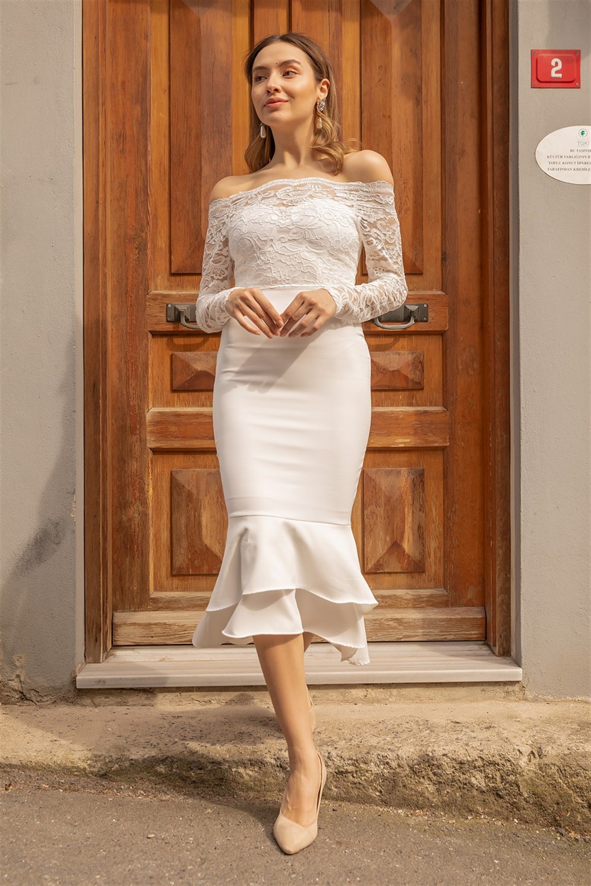 Dantel Detay Etek Ucu Volanlı Elbise - BEYAZ