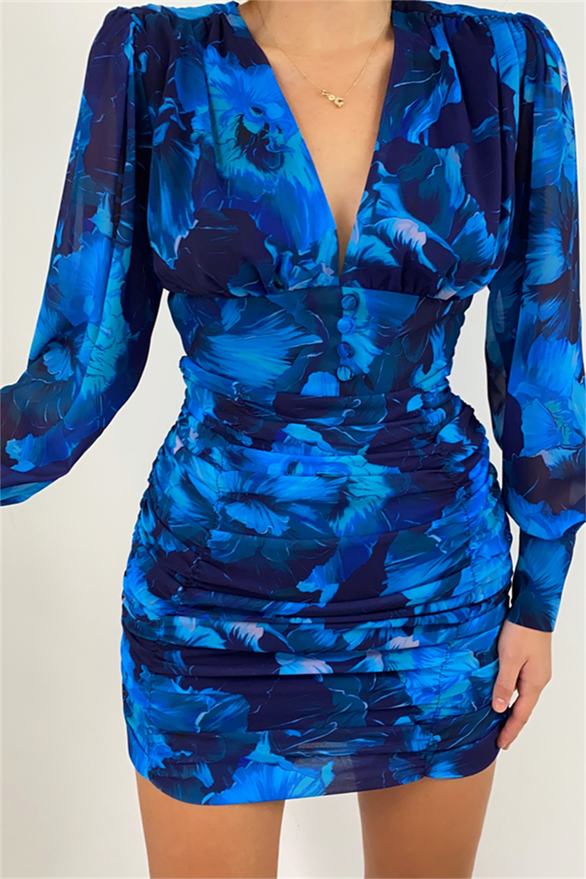 Derin V yaka Desenli Uzunkol Drapeli Mini Kadın Elbise - MAVİ