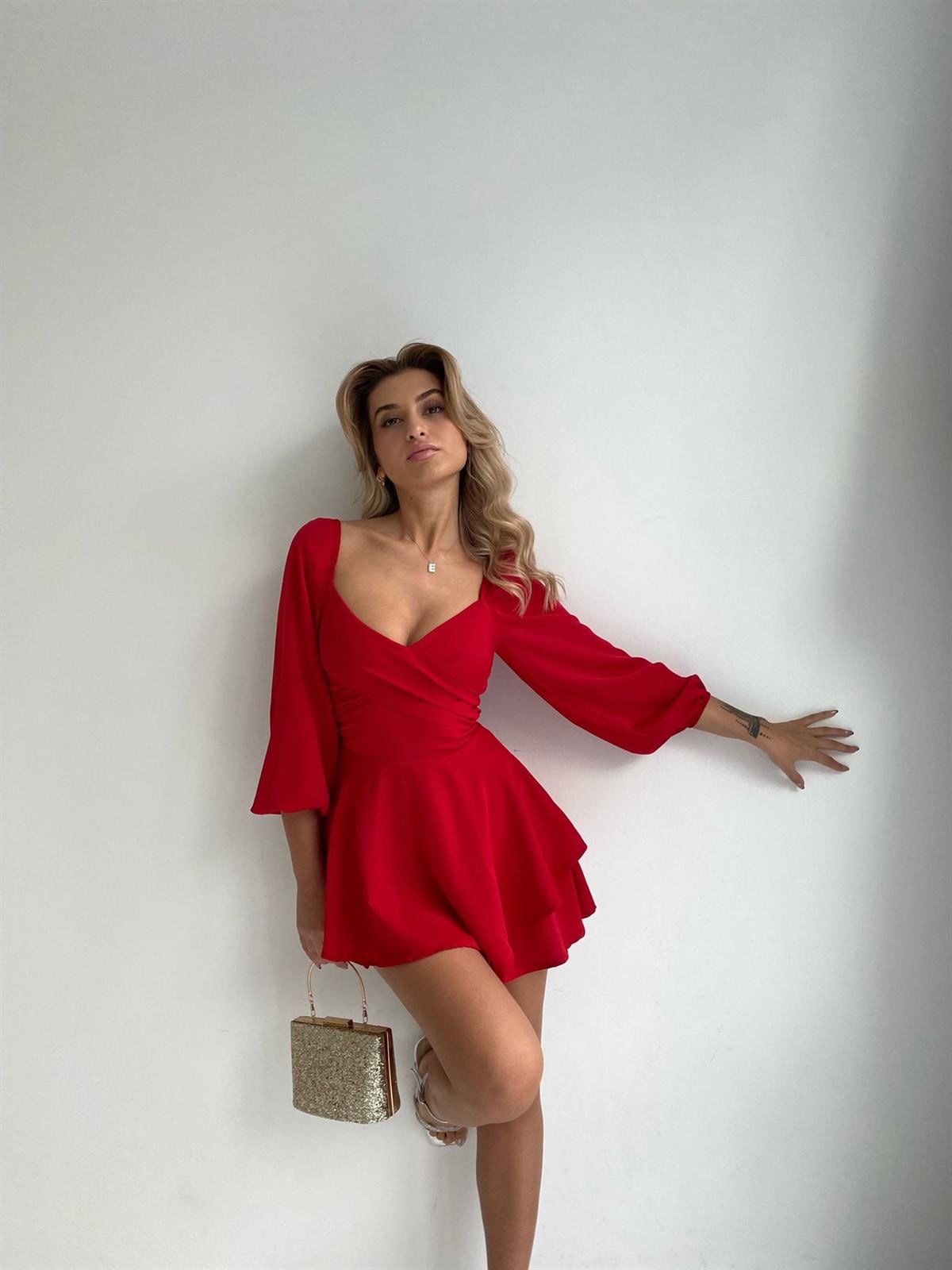 Eteği Şortlu Uzun Kollu Mini Elbise - KIRMIZI