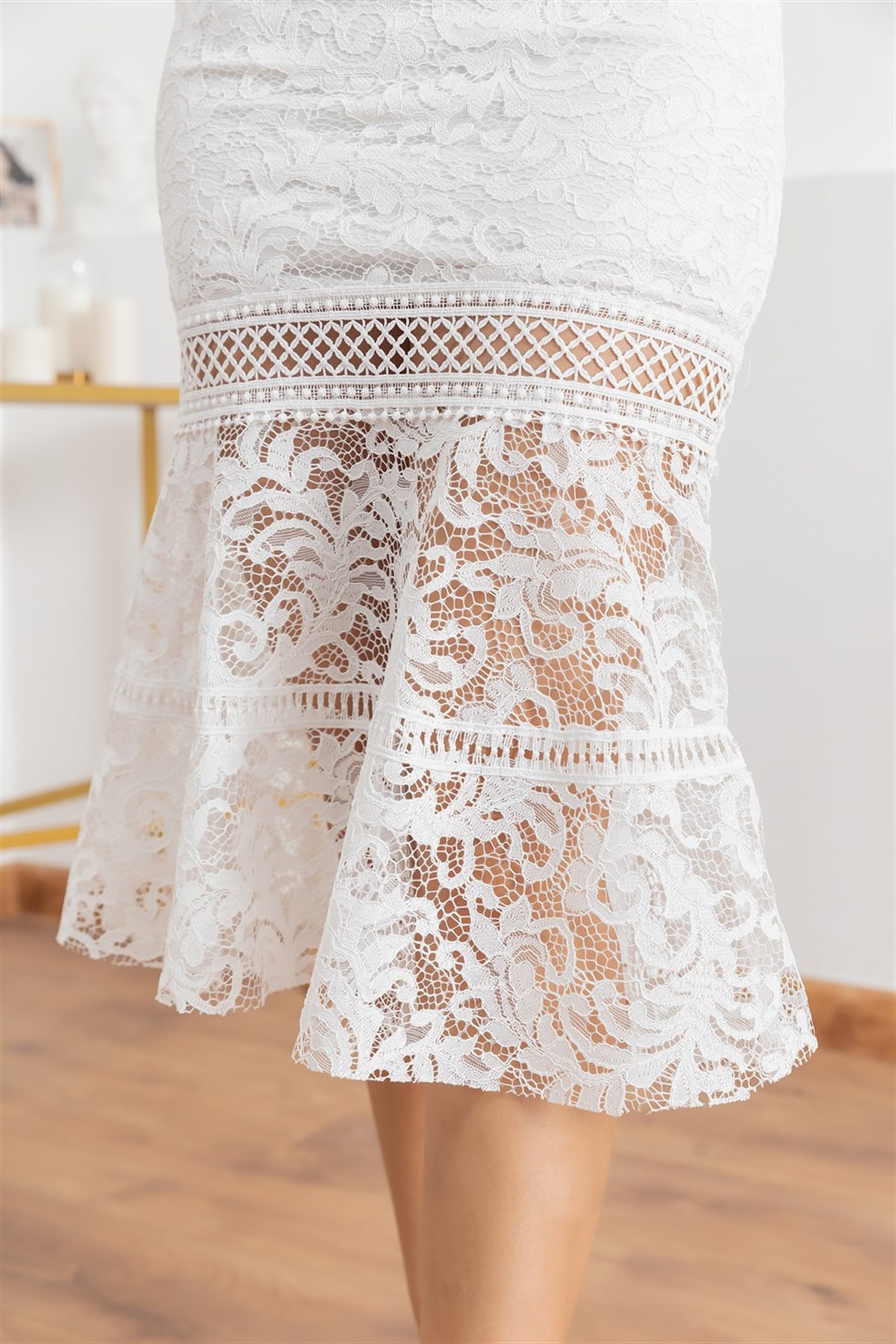 Etek Ucu Volan Ve Güpür Detay Abiye - BEYAZ