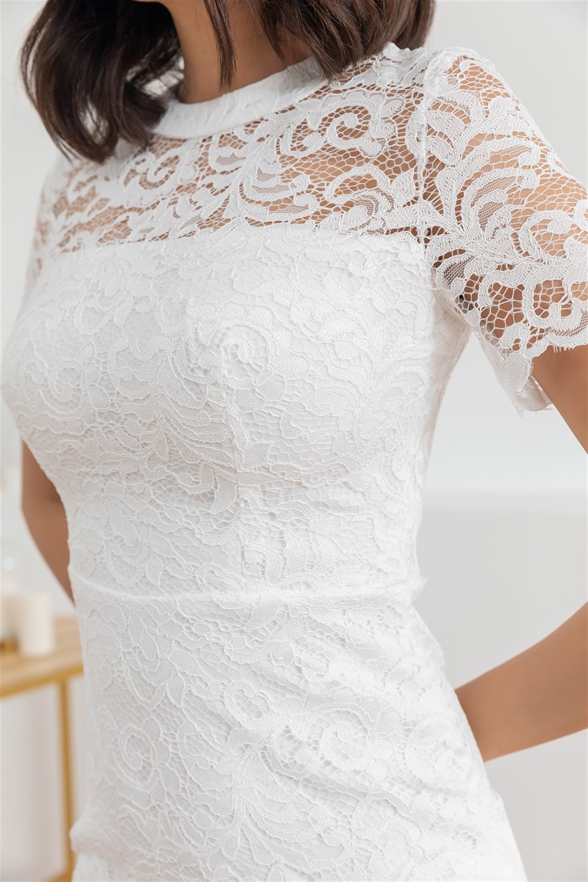 Etek Ucu Volan Ve Güpür Detay Abiye - BEYAZ