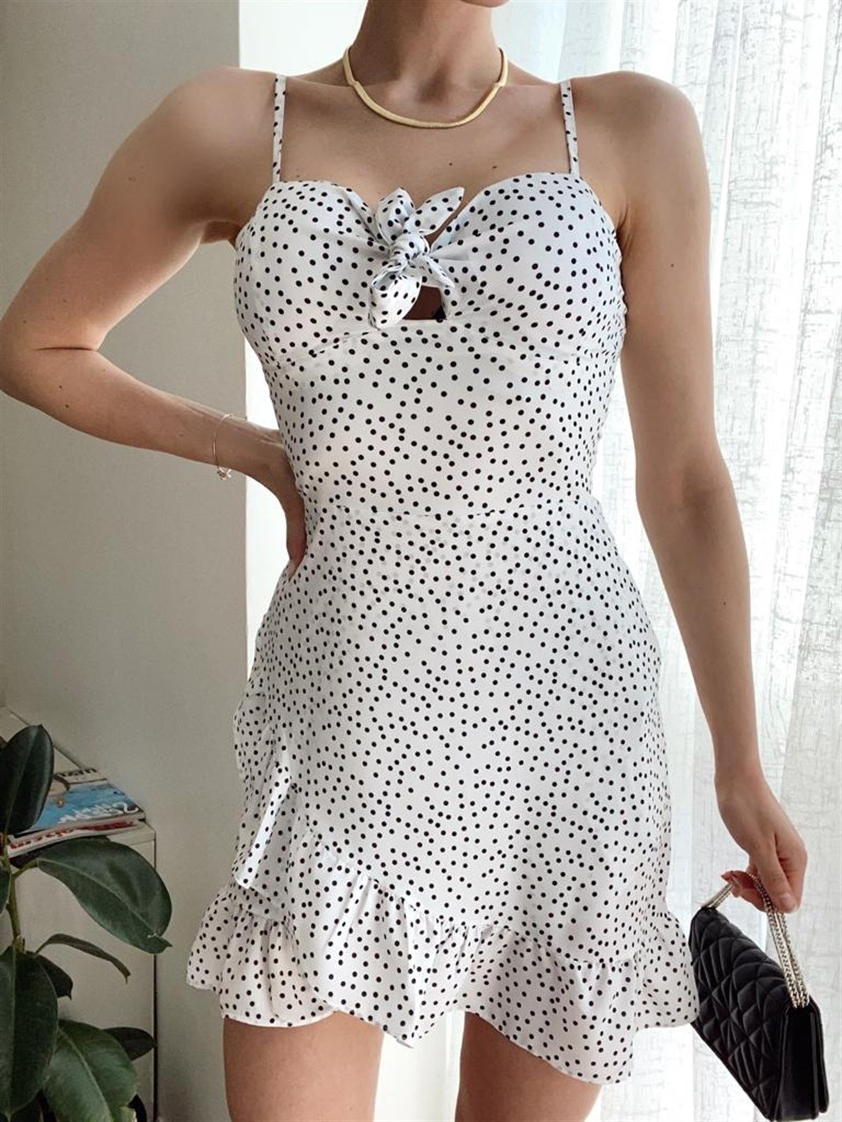 Göğüs Bağlama Detay Puantiyeli Gisele Elbise - BEYAZ