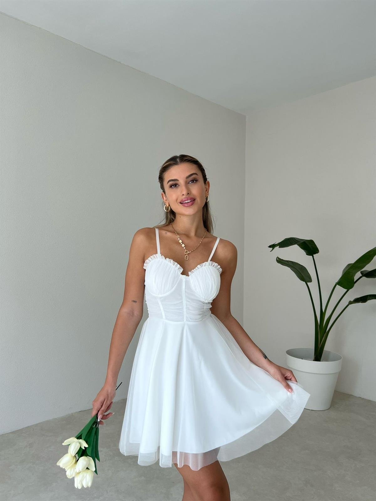 Göğüs Detay Tül Kumaş Elbise - BEYAZ