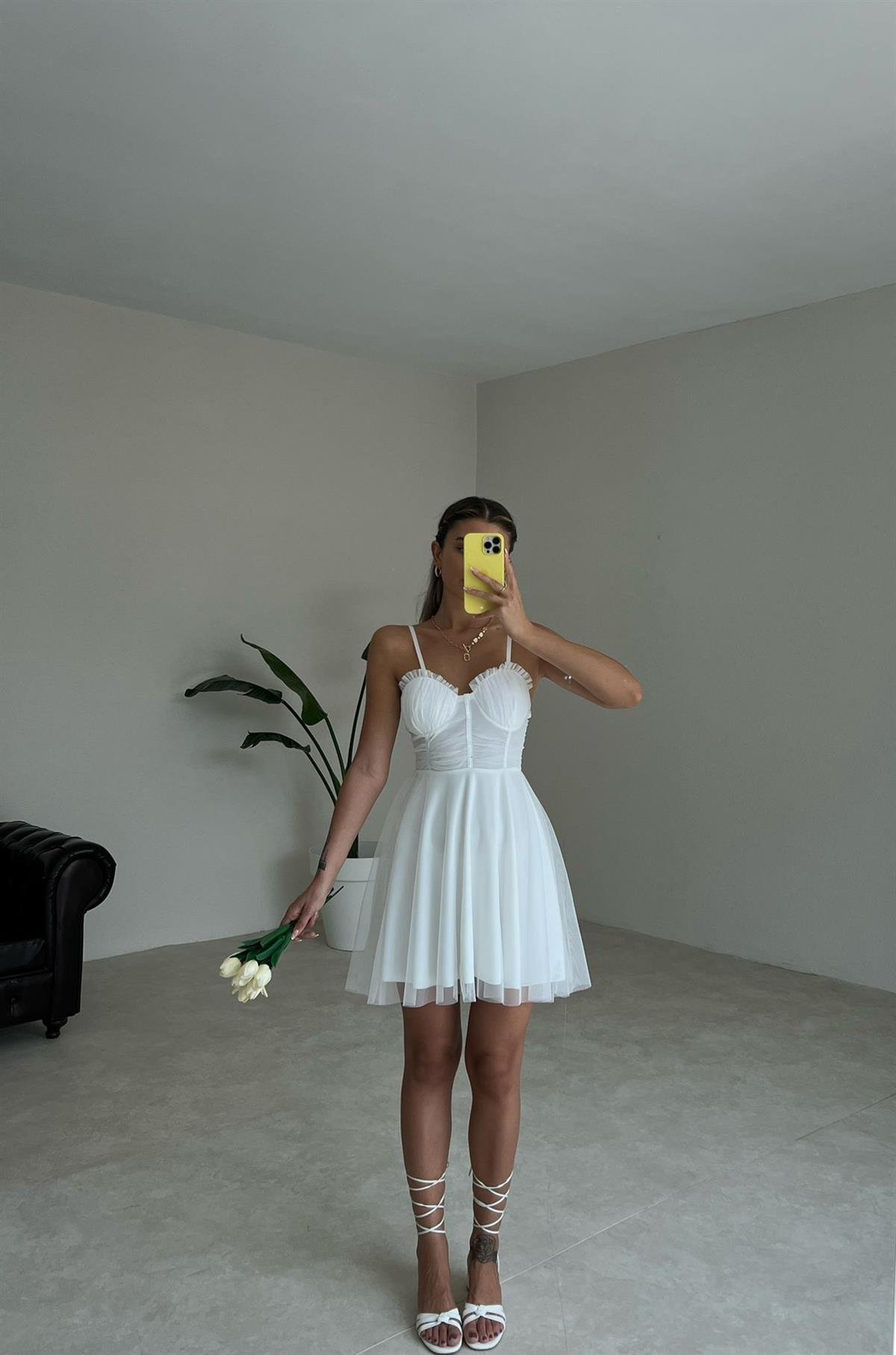 Göğüs Detay Tül Kumaş Elbise - BEYAZ