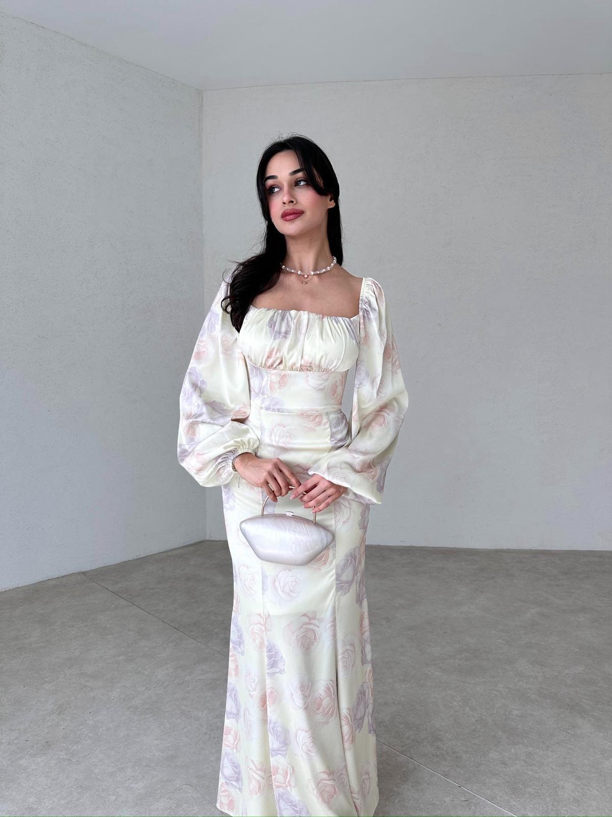 Göğüs Drape Pastel Çiçek Desenli Maxi Boy Saten Elbise - SARI 