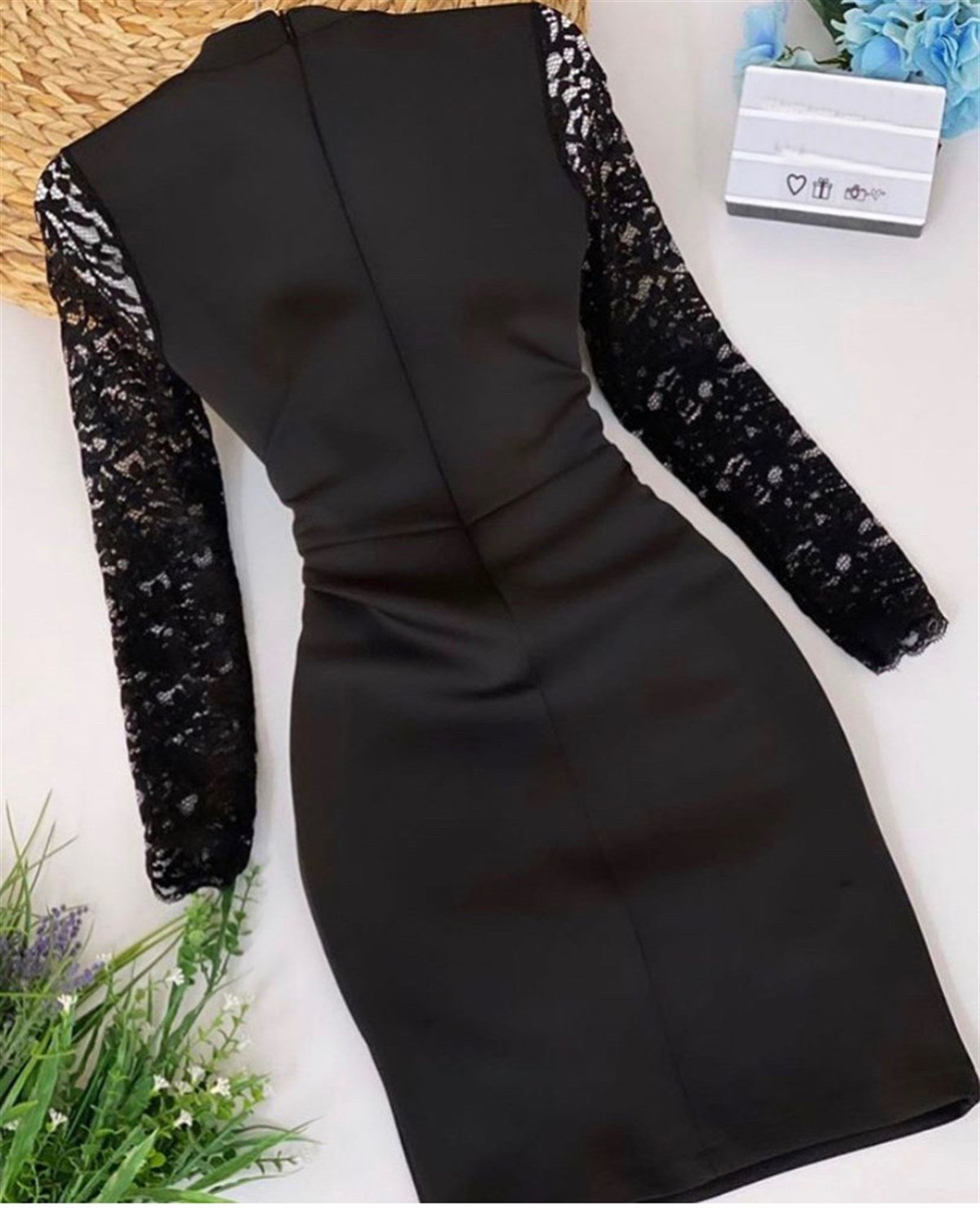 Göğüs İp Detay Kolları Dantel Güpür İşleme Mini Kalem Elbise - SİYAH