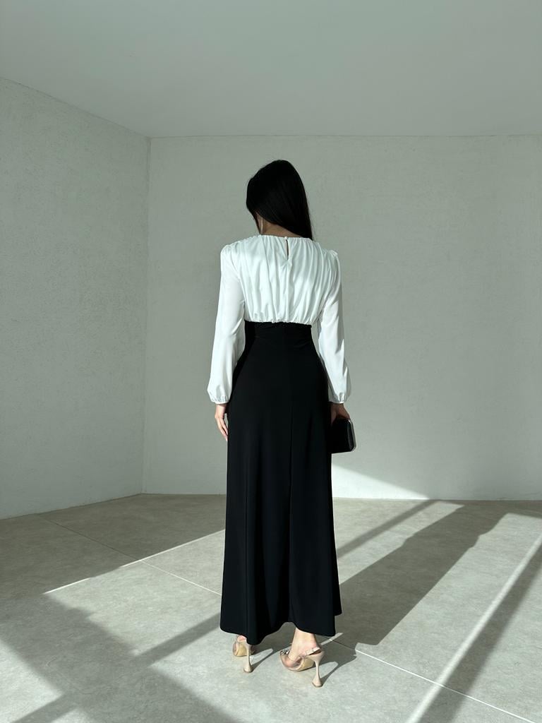 Göğüs Kısmı Drapeli Belden Oturmalı Uzun Siyah Beyaz Elbise 