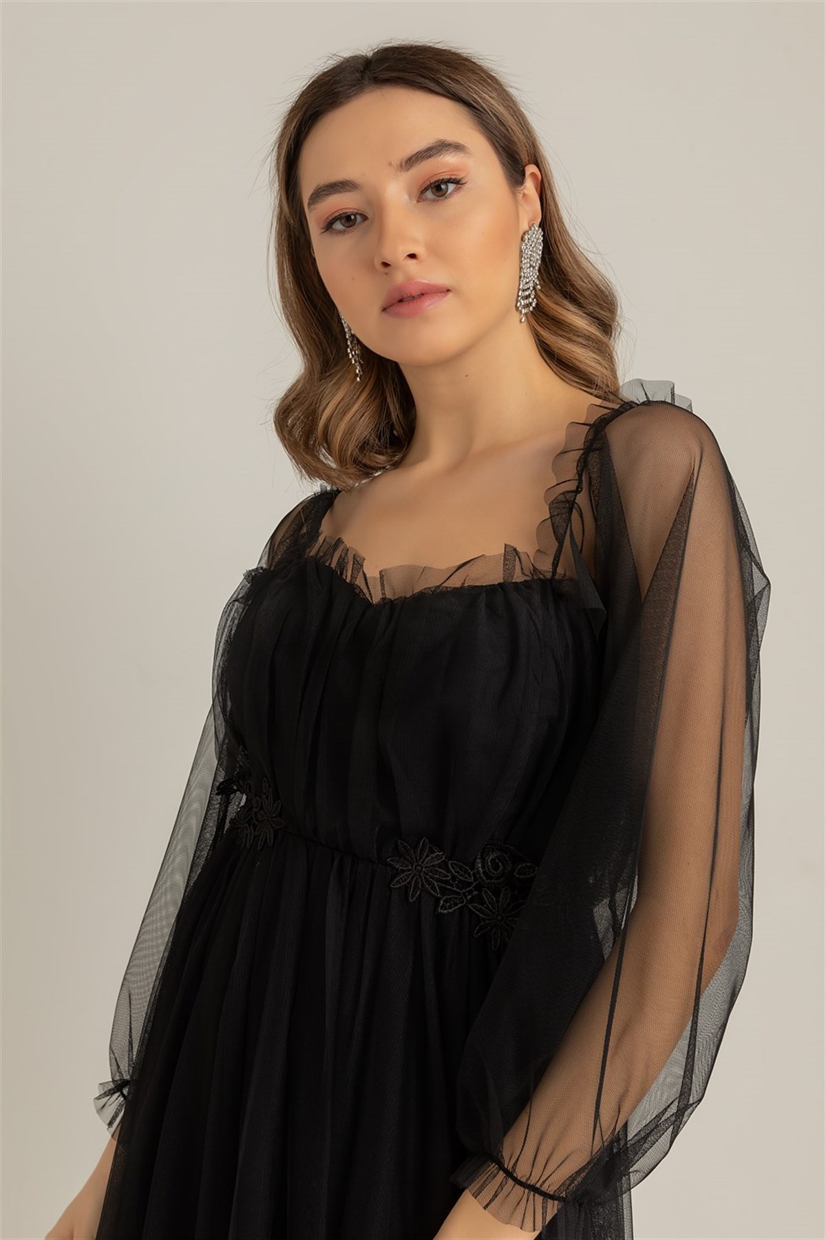 Güpür Detay Tül Elbise - SİYAH