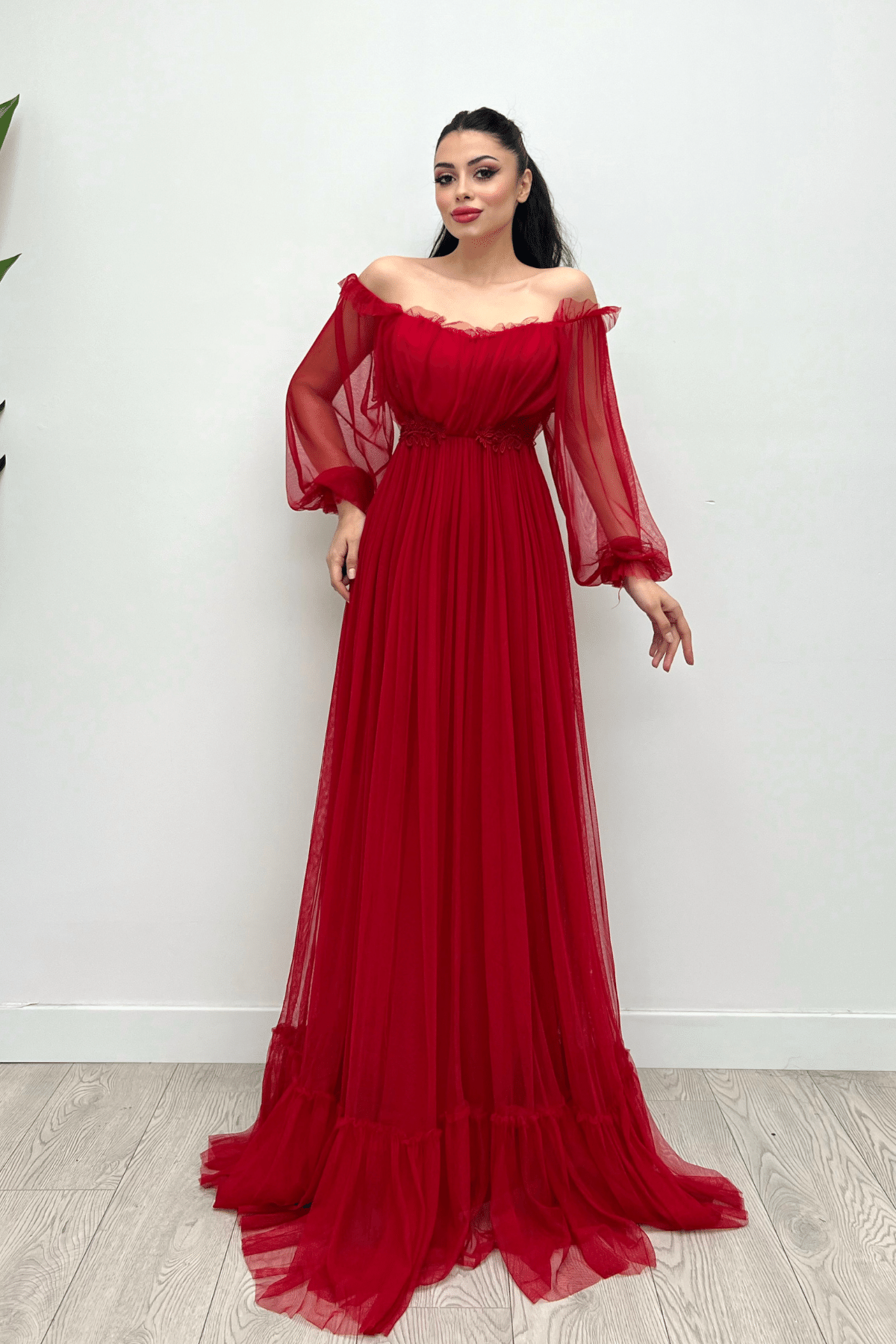 Güpür Detay Tül Elbise - KIRMIZI