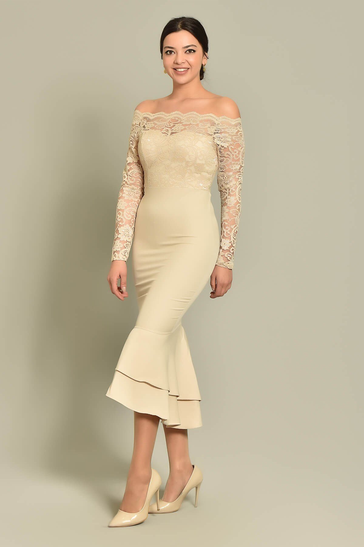 Güpür Ve Volan Detay Elbise - KREM