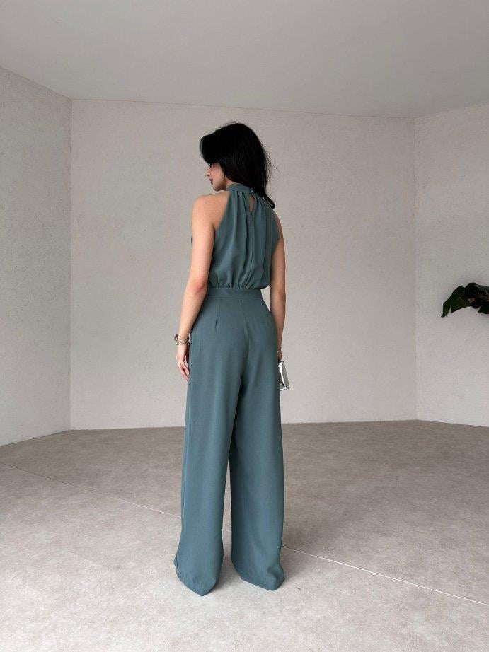 Halter Yaka Kolsuz Drapeli Plazzo Model Belden Oturtmalı Cepli Bol Paça Uzun Tulum - MİNT YEŞİLİ