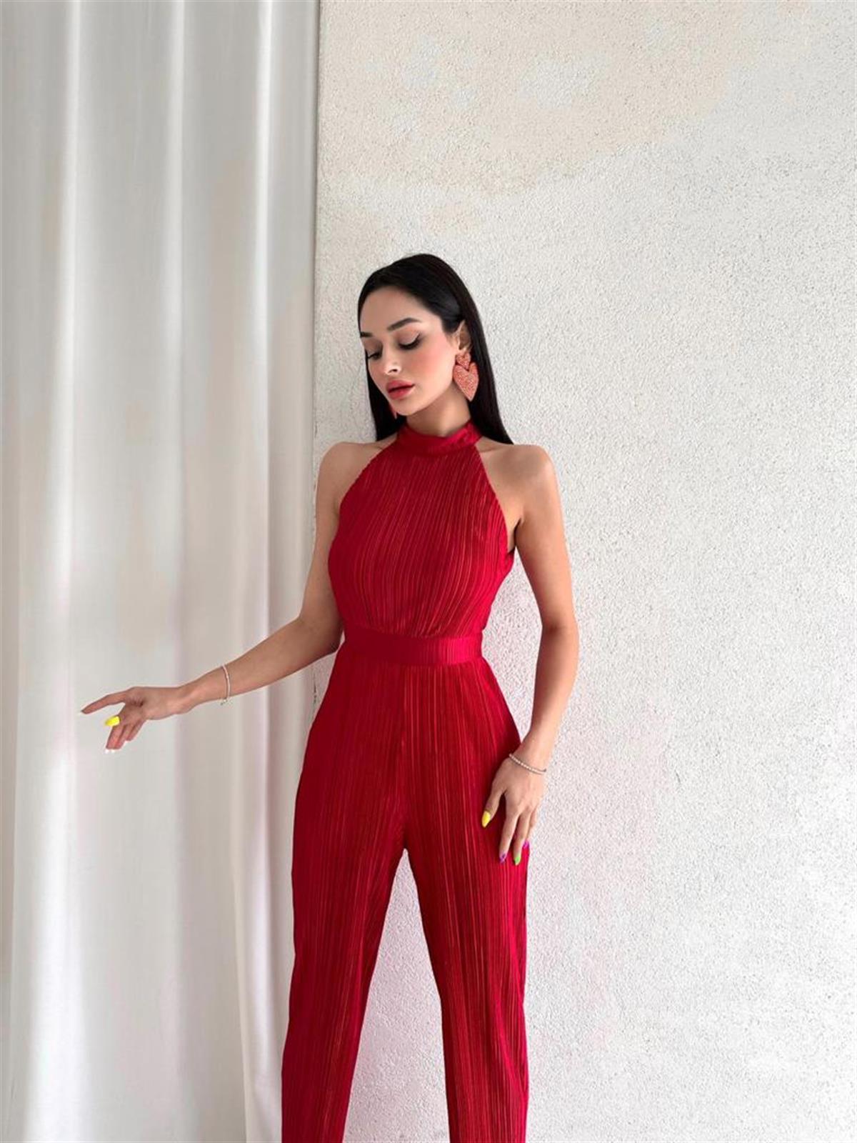 Halter Yaka Pileli Tulum - KIRMIZI