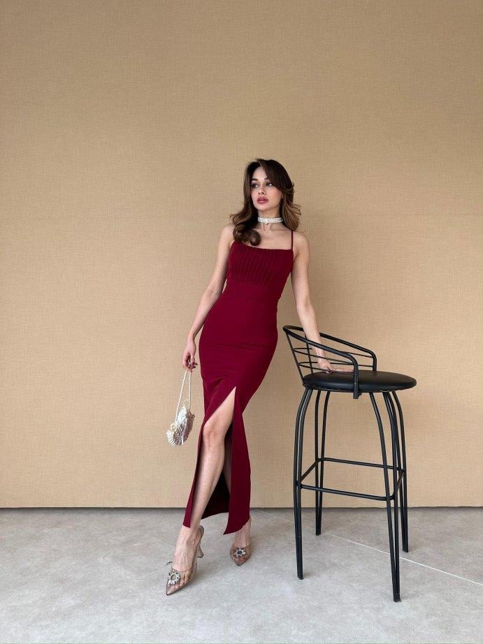 İnce Askılı Belden Oturtmalı Yırtmaçlı Elbise - BORDO