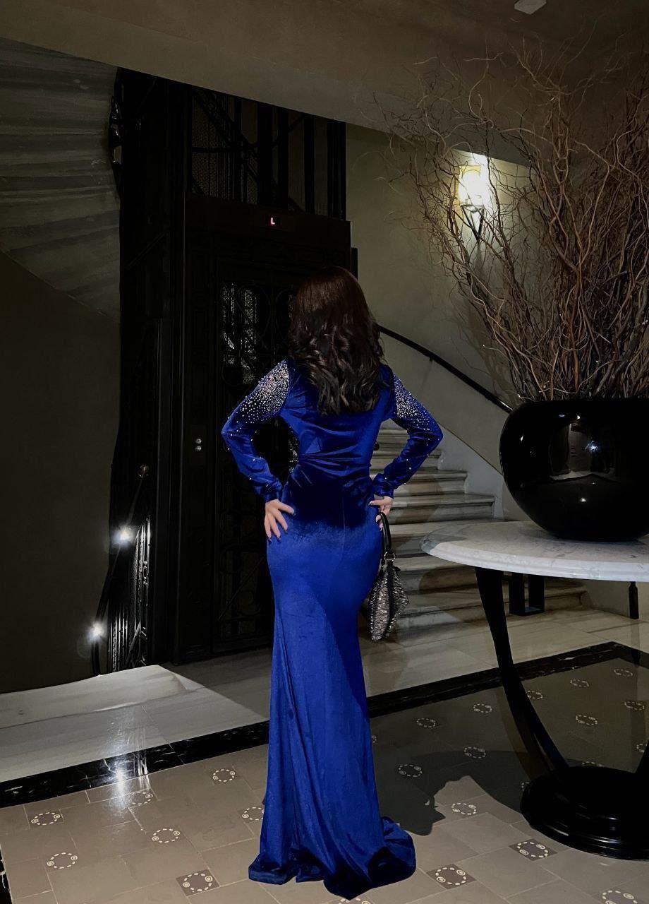 İşleme Detay Kadife Kumaş Kadın Elbise- MAVİ