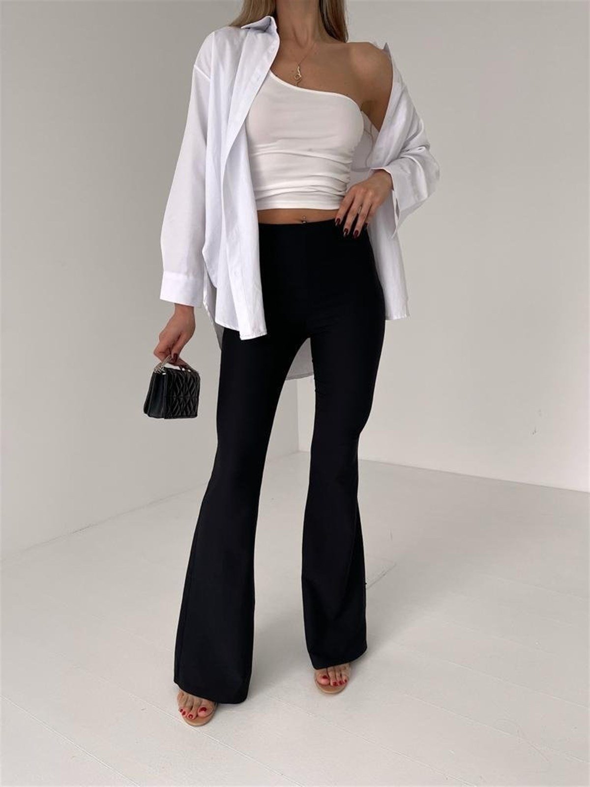 İspanyol Paça Yandan Fermuarlı Anjali Pantolon - SİYAH