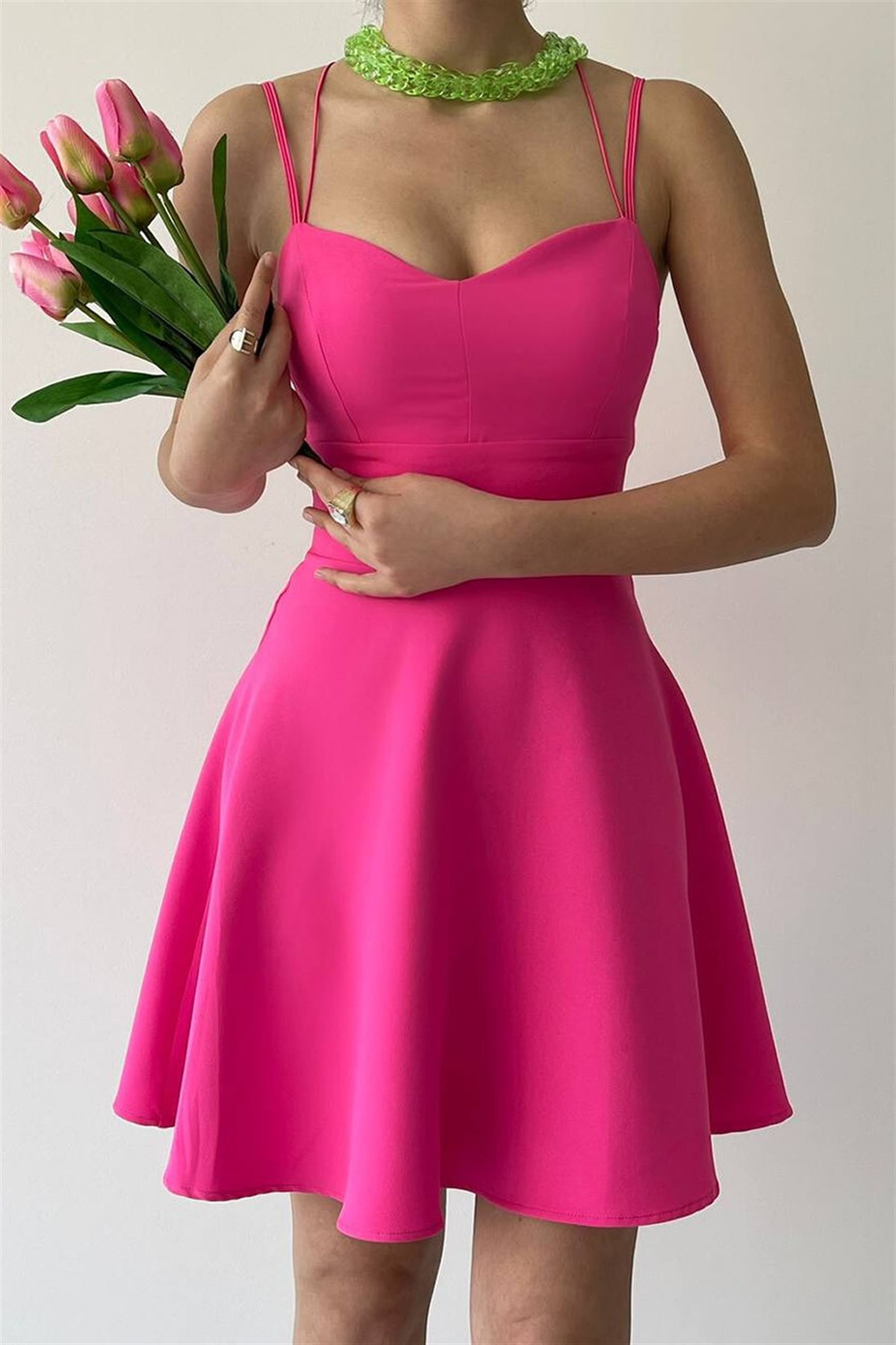 Kalp Yaka Askı Sırt Detay Elbise - FUŞYA