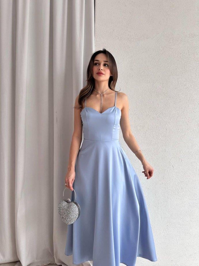 KALP YAKA İP ASKILI MİDİ BOY SATEN ELBİSE - BEBE MAVİ