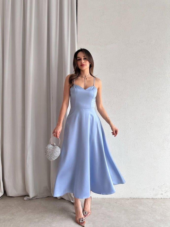 KALP YAKA İP ASKILI MİDİ BOY SATEN ELBİSE - BEBE MAVİ