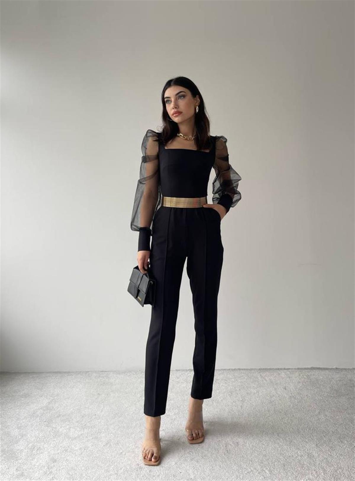 Kare Yaka Kolları Tül Detaylı Kemerli Cepli Tulum - SİYAH