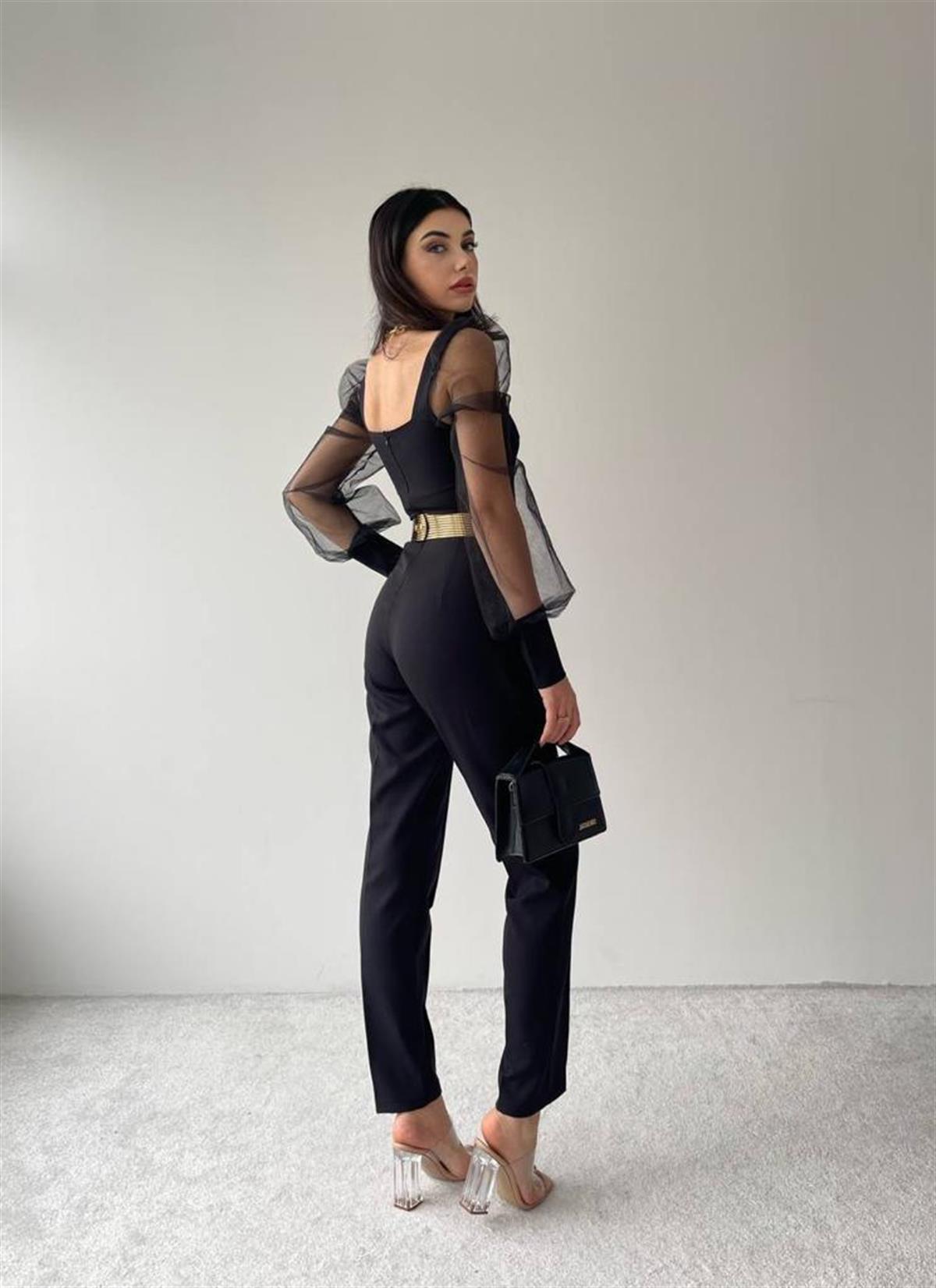 Kare Yaka Kolları Tül Detaylı Kemerli Cepli Tulum - SİYAH