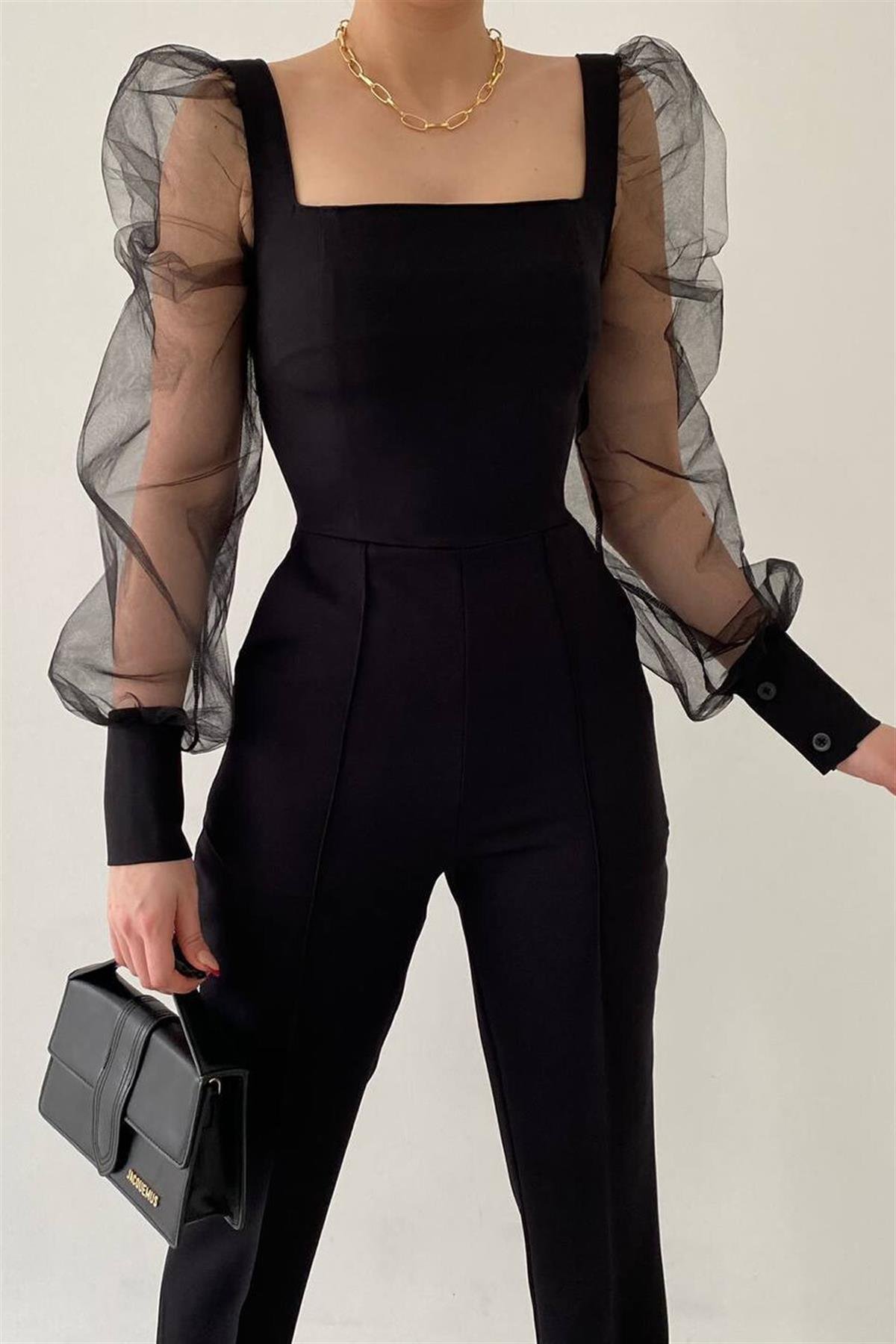 Kare Yaka Kolları Tül Detaylı Kemerli Cepli Tulum - SİYAH