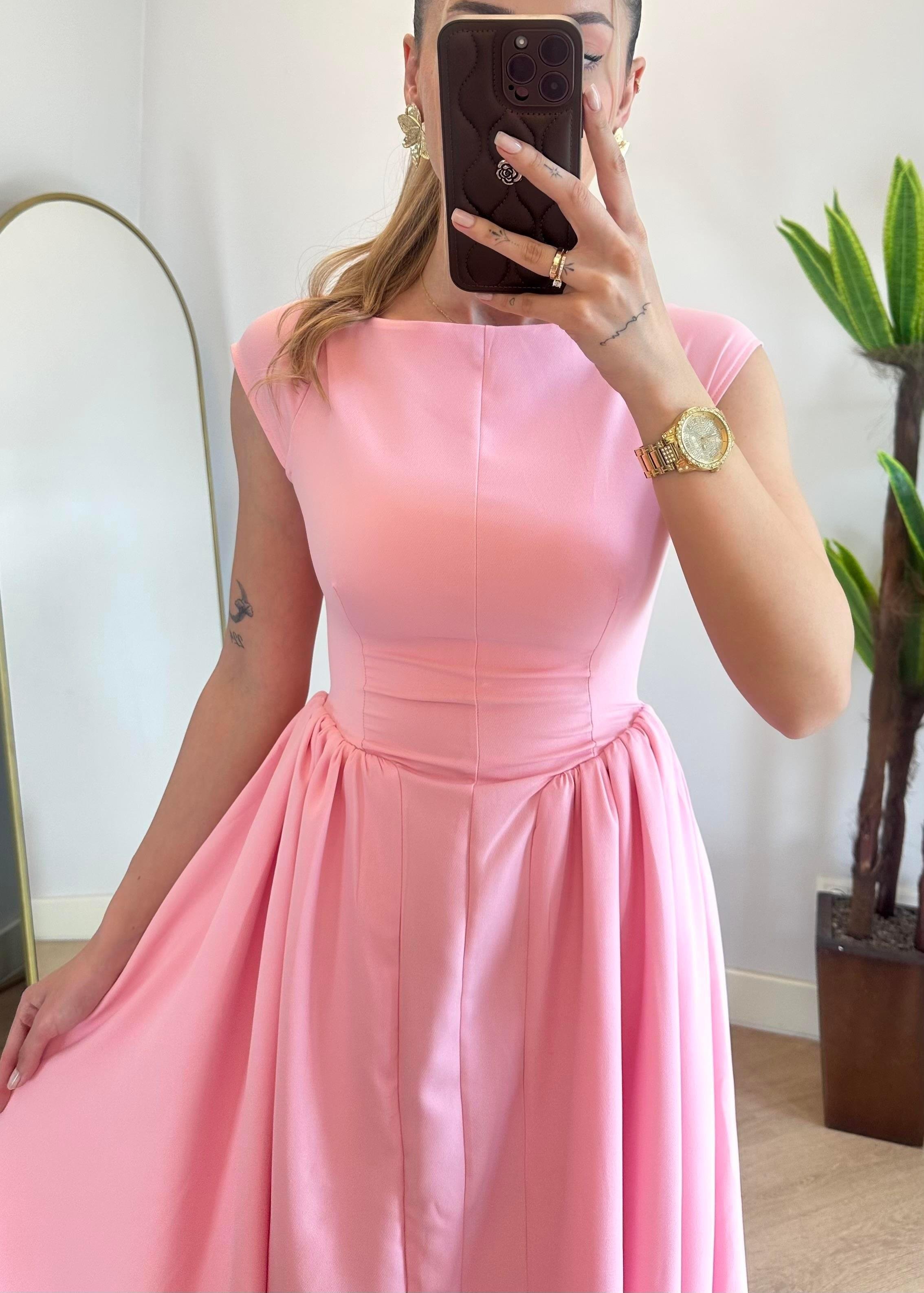 Kare Yaka Sırt Dekolteli Pliseli Belden Oturmalı Balon Uzun Elbise - PEMBE