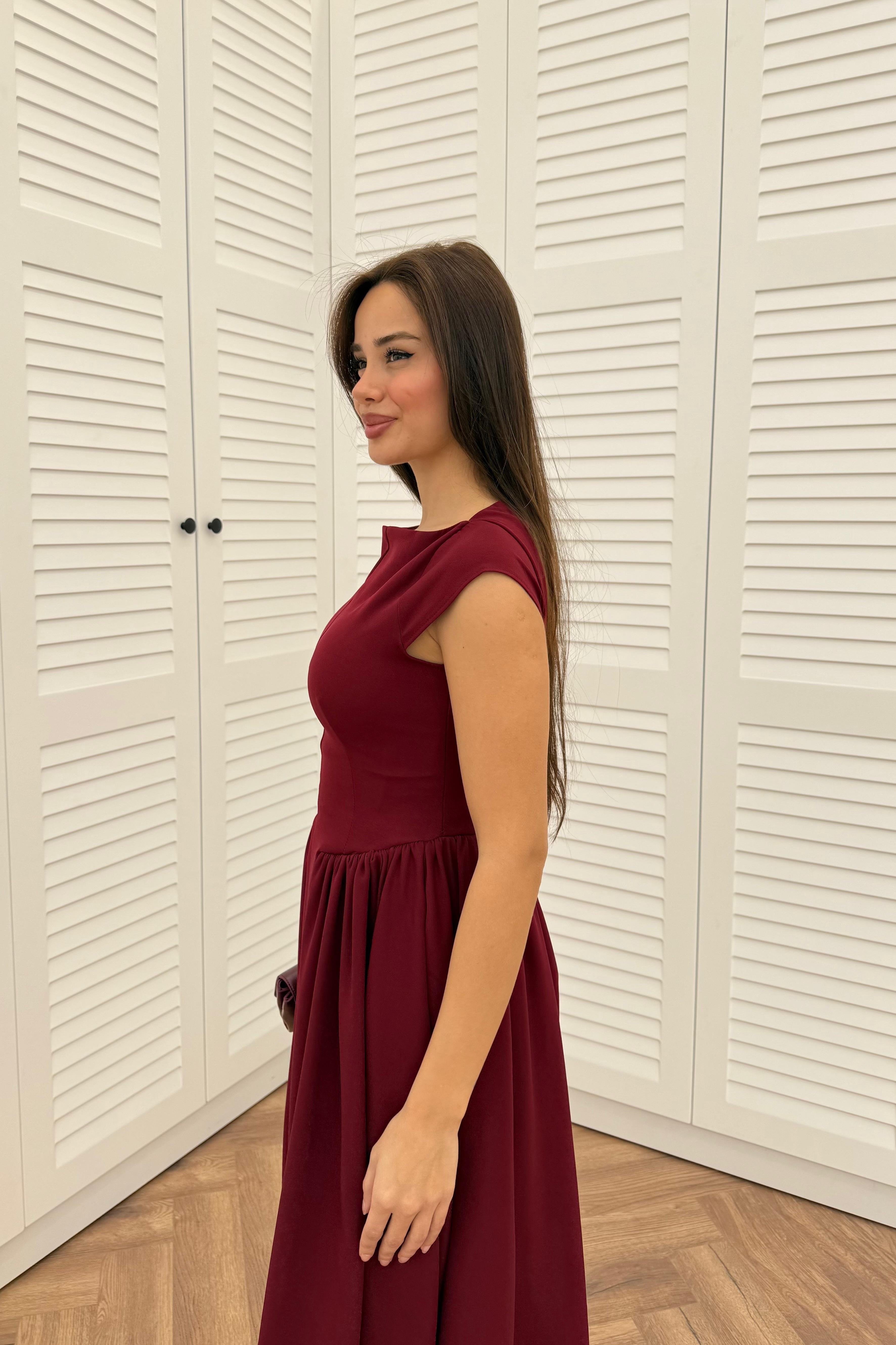 Kare Yaka Sırt Dekolteli Pliseli Belden Oturmalı Balon Uzun Elbise - BORDO