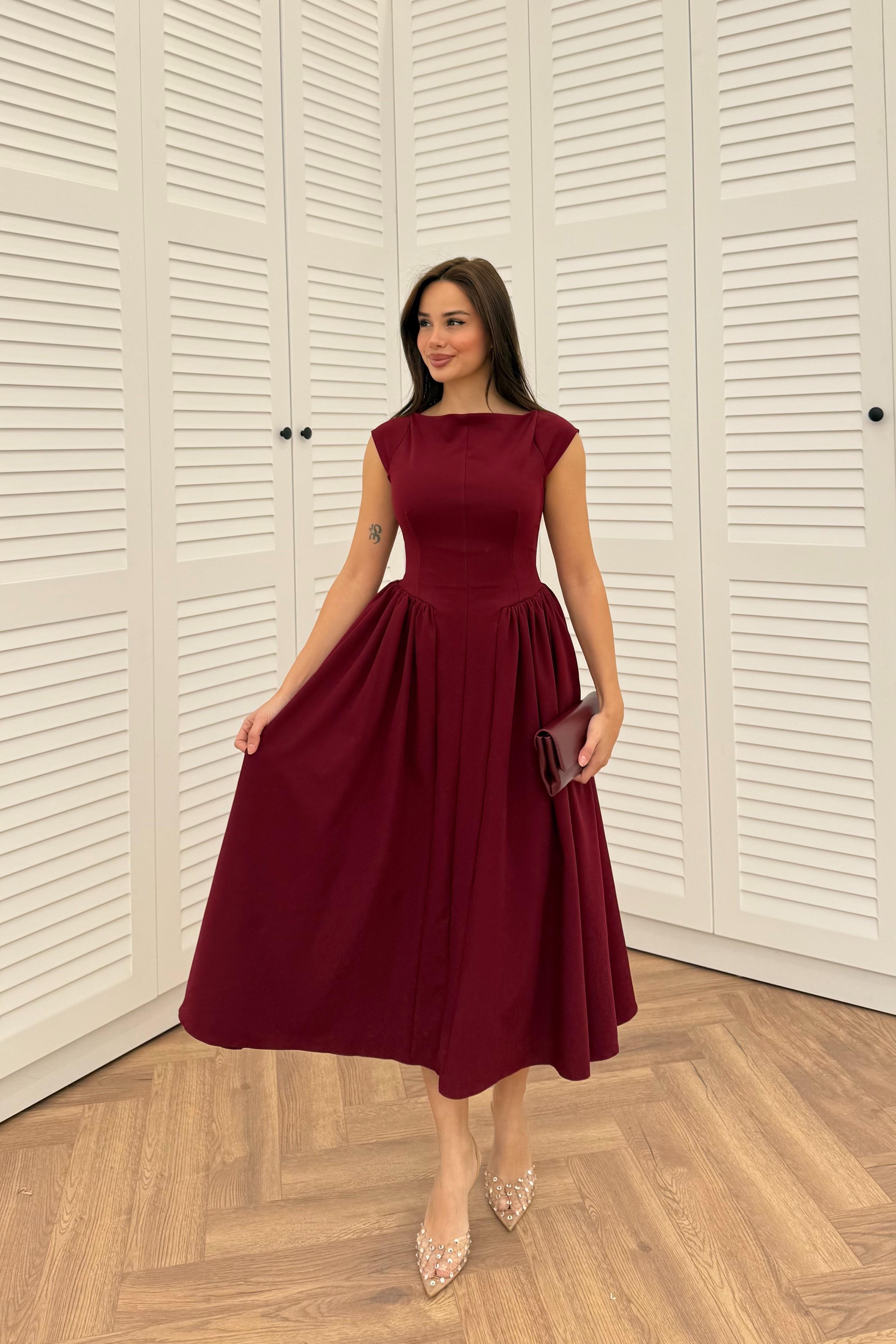 Kare Yaka Sırt Dekolteli Pliseli Belden Oturmalı Balon Uzun Elbise - BORDO