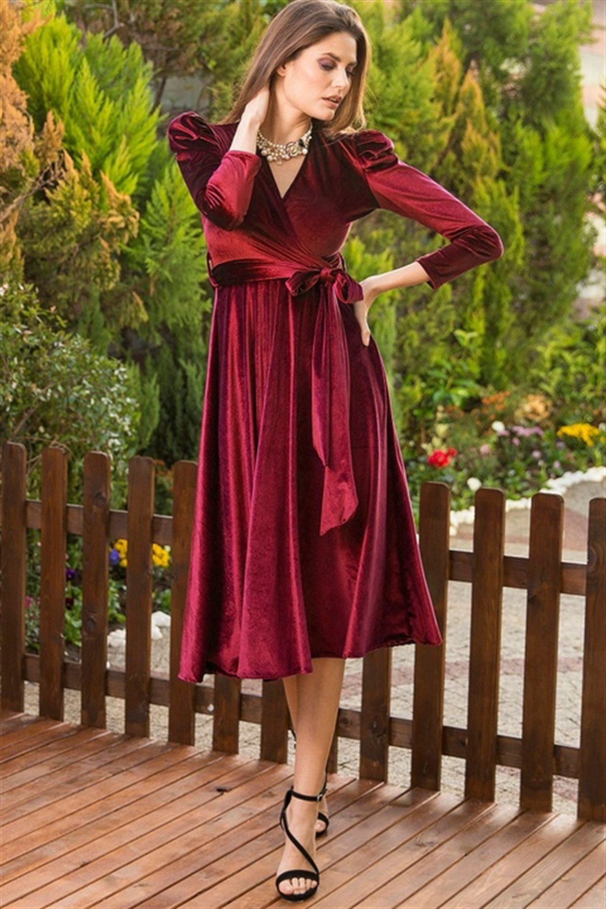 Karpuz Kol Kadife Kumaş Kuşaklı Elbise - BORDO