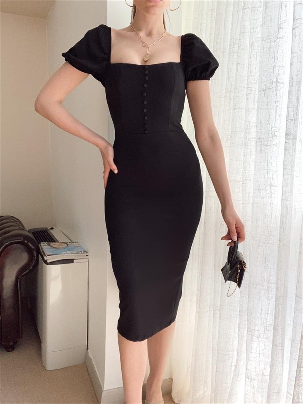 Kısa Kollu Düğme Detay Kalem Elbise - SİYAH