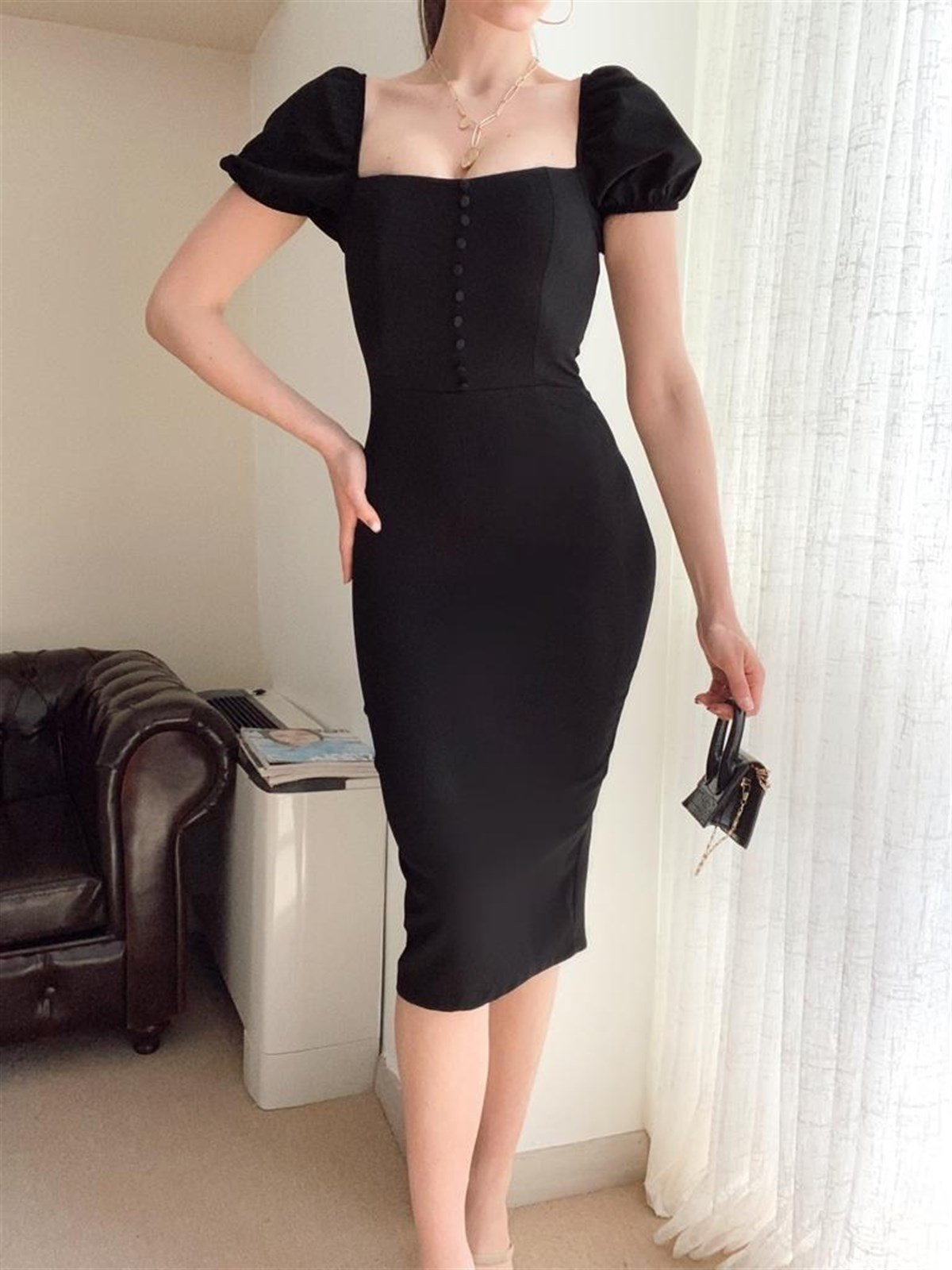 Kısa Kollu Düğme Detay Kalem Elbise - SİYAH