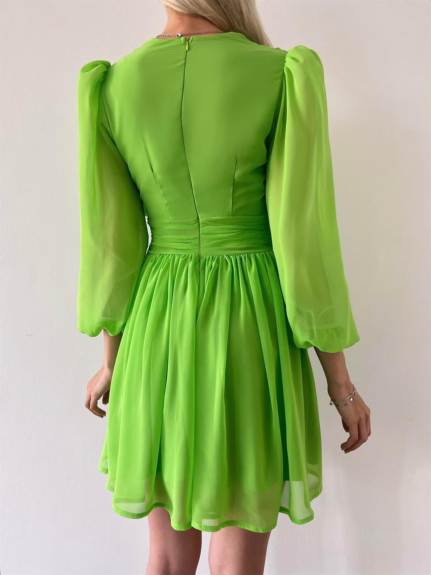 Kruvaze Yaka Belden Oturmalı Şifon Kumaş Kiloş Elbise - FISTIK YEŞİLİ