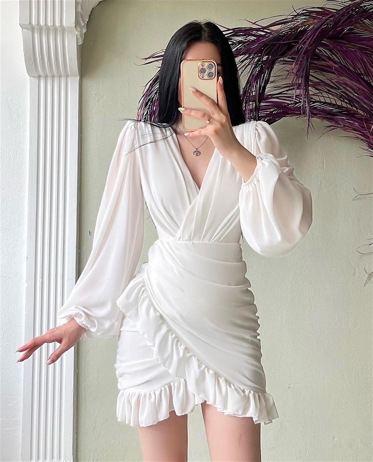 Kruvaze Yaka Drape Detay Etek Ucu Fırfırlı Elbise - BEYAZ