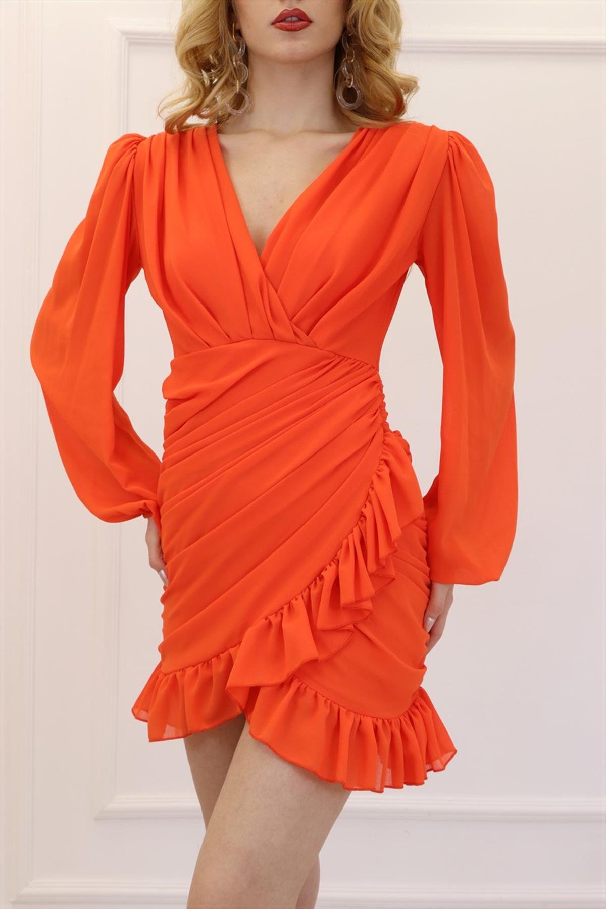 Kruvaze Yaka Drape Detay Etek Ucu Fırfırlı Elbise - TURUNCU