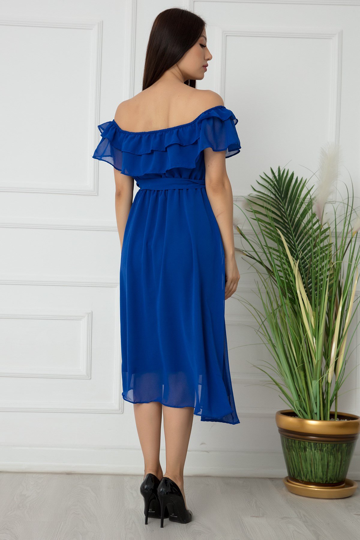 Madonna Yaka Kemerli Şifon Elbise - SAKS MAVİ