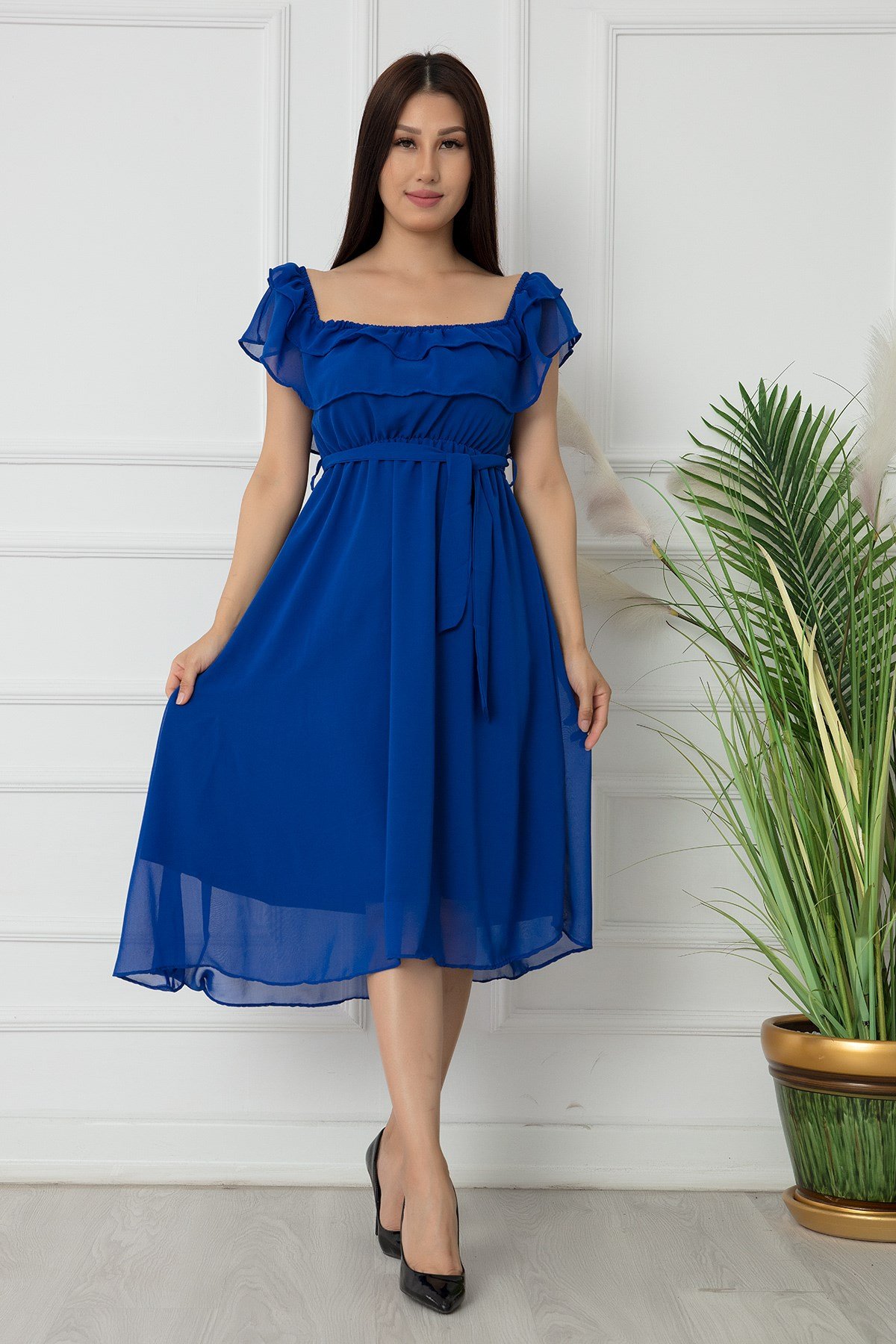 Madonna Yaka Kemerli Şifon Elbise - SAKS MAVİ