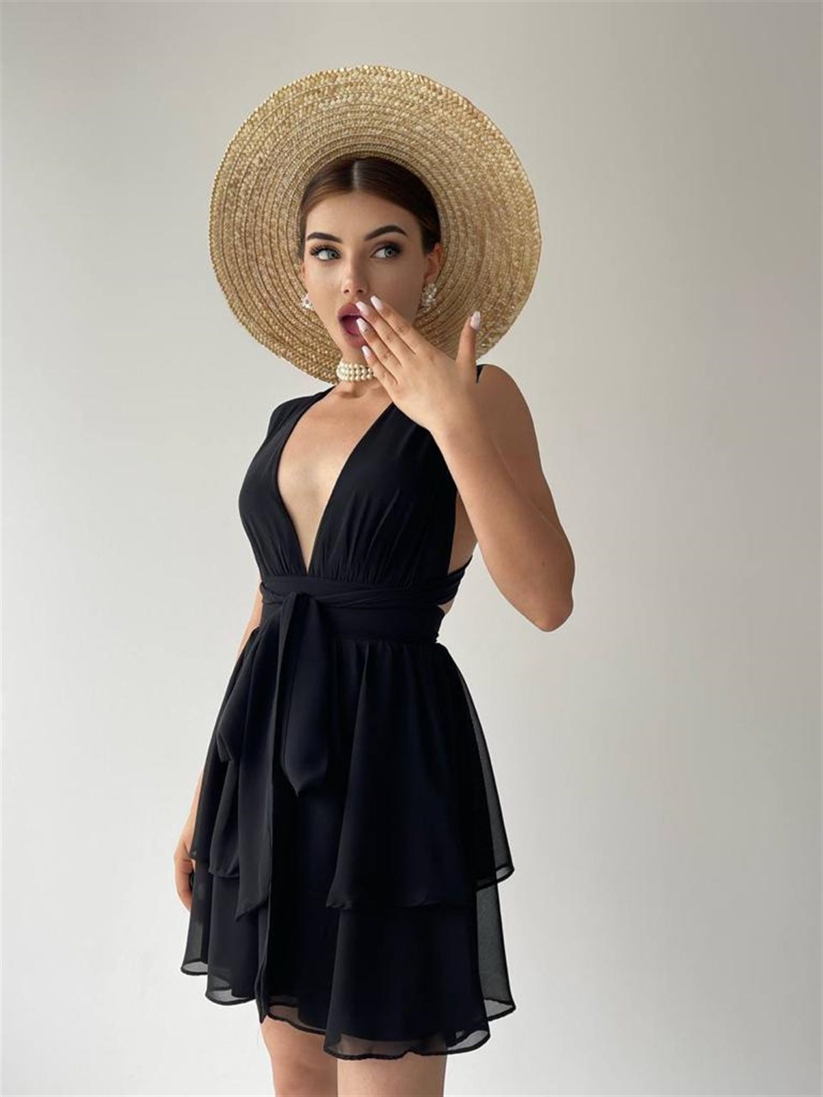 Sırt Detay Bağlamalı Elbise - SİYAH