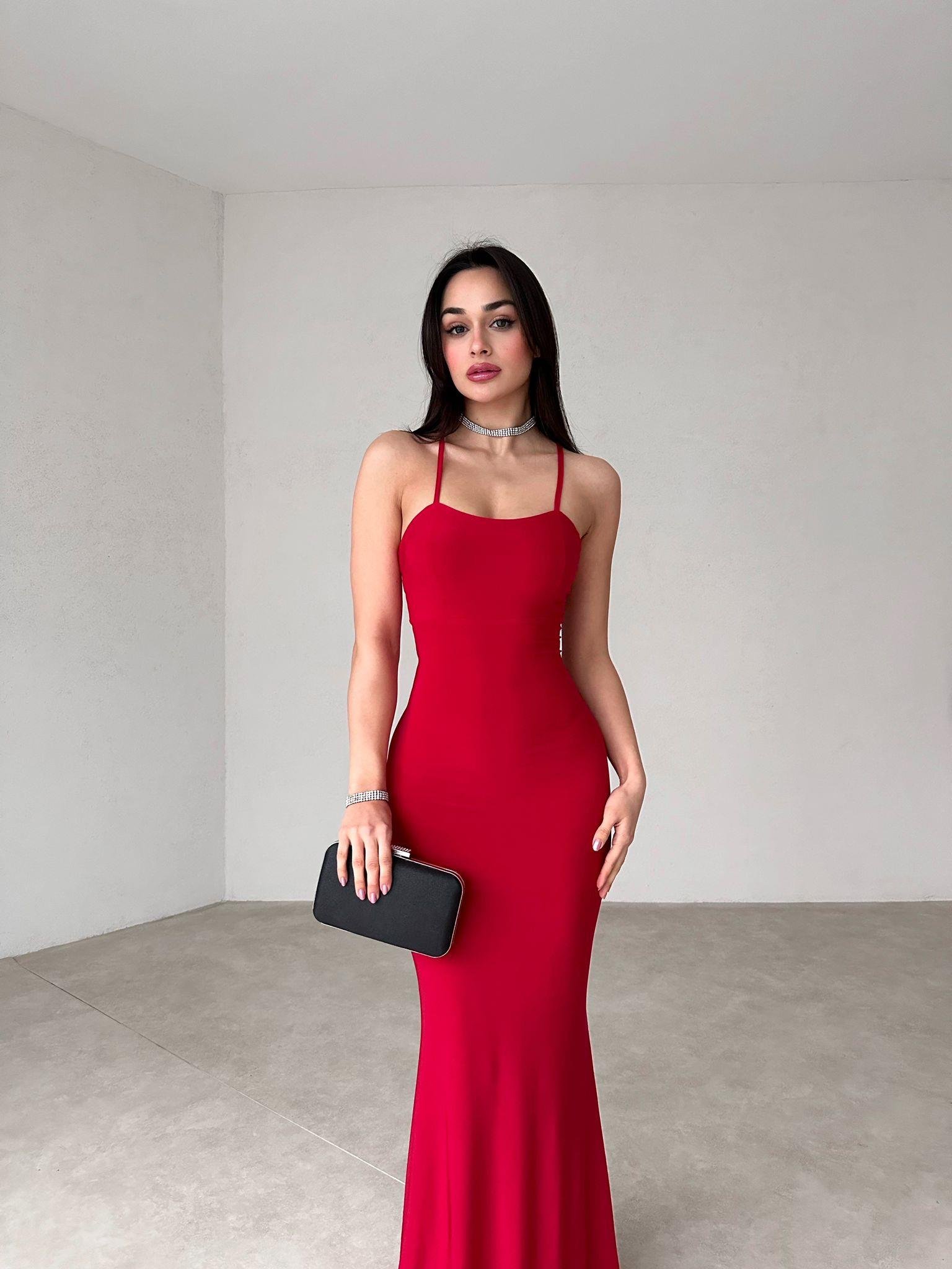 Sırt Detay Maxi Boy Balık Model Abiye Elbise - KIRMIZI