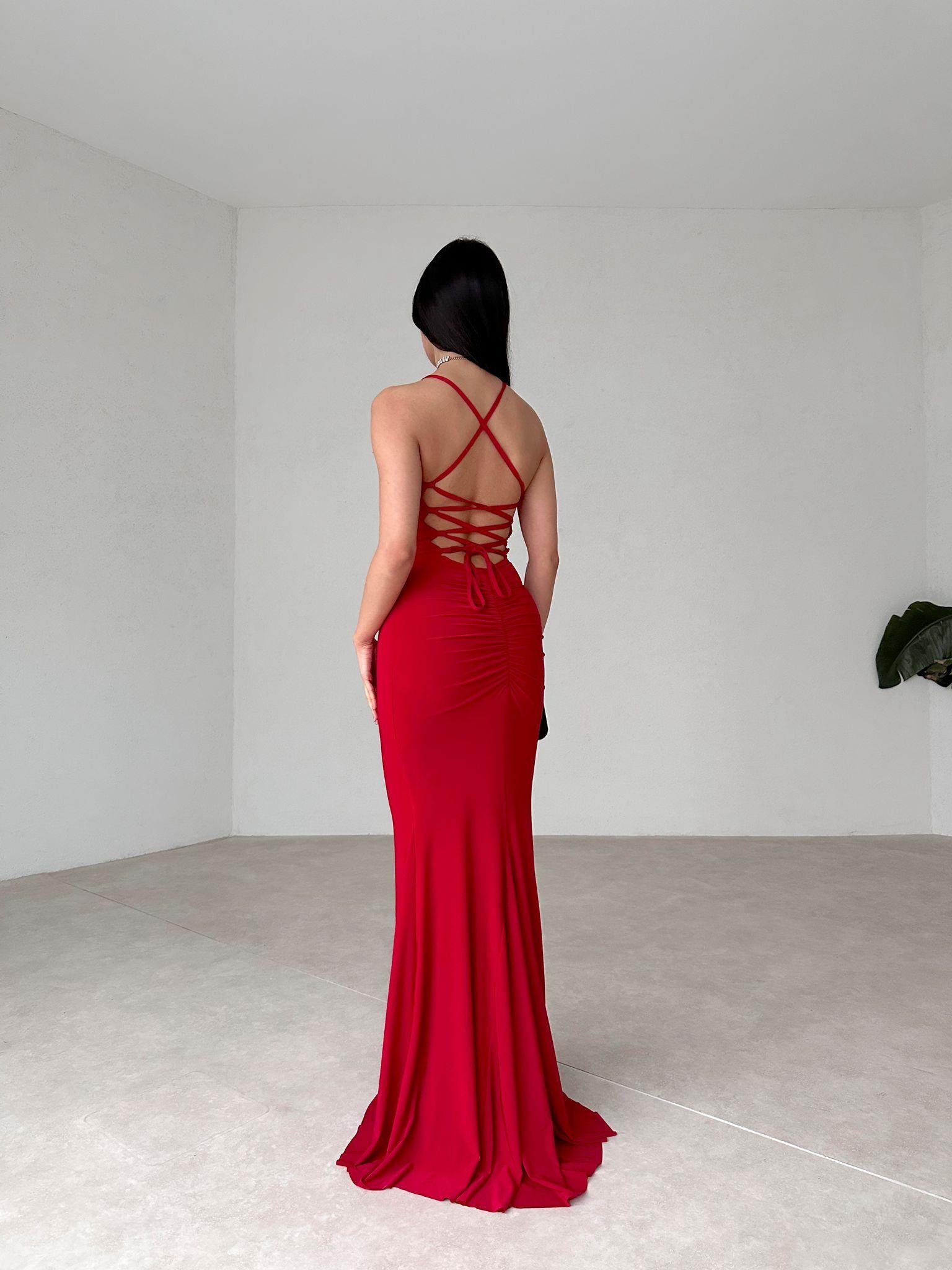 Sırt Detay Maxi Boy Balık Model Abiye Elbise - KIRMIZI