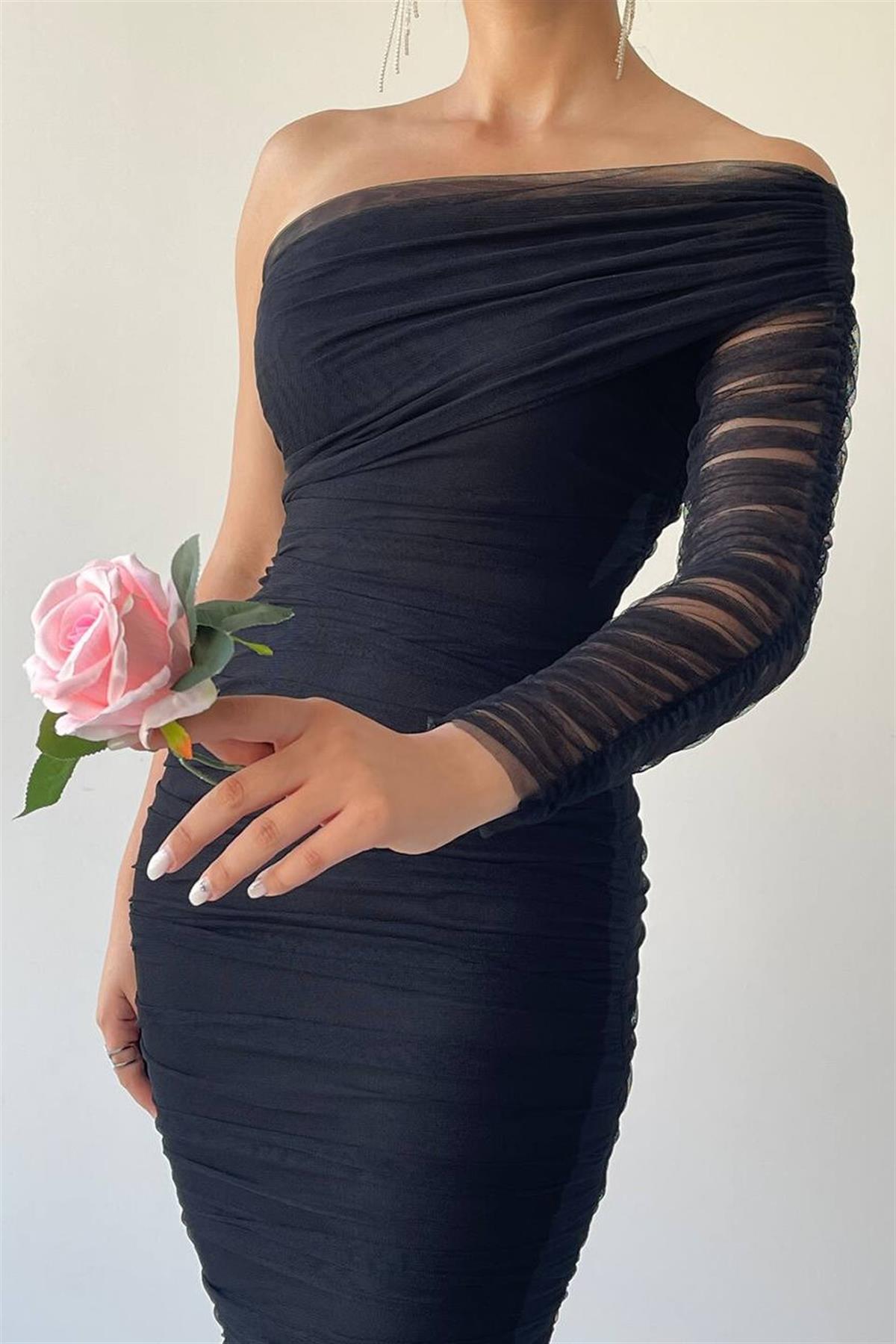 Tek Omuz Tül Detay Drapeli Elbise - SİYAH