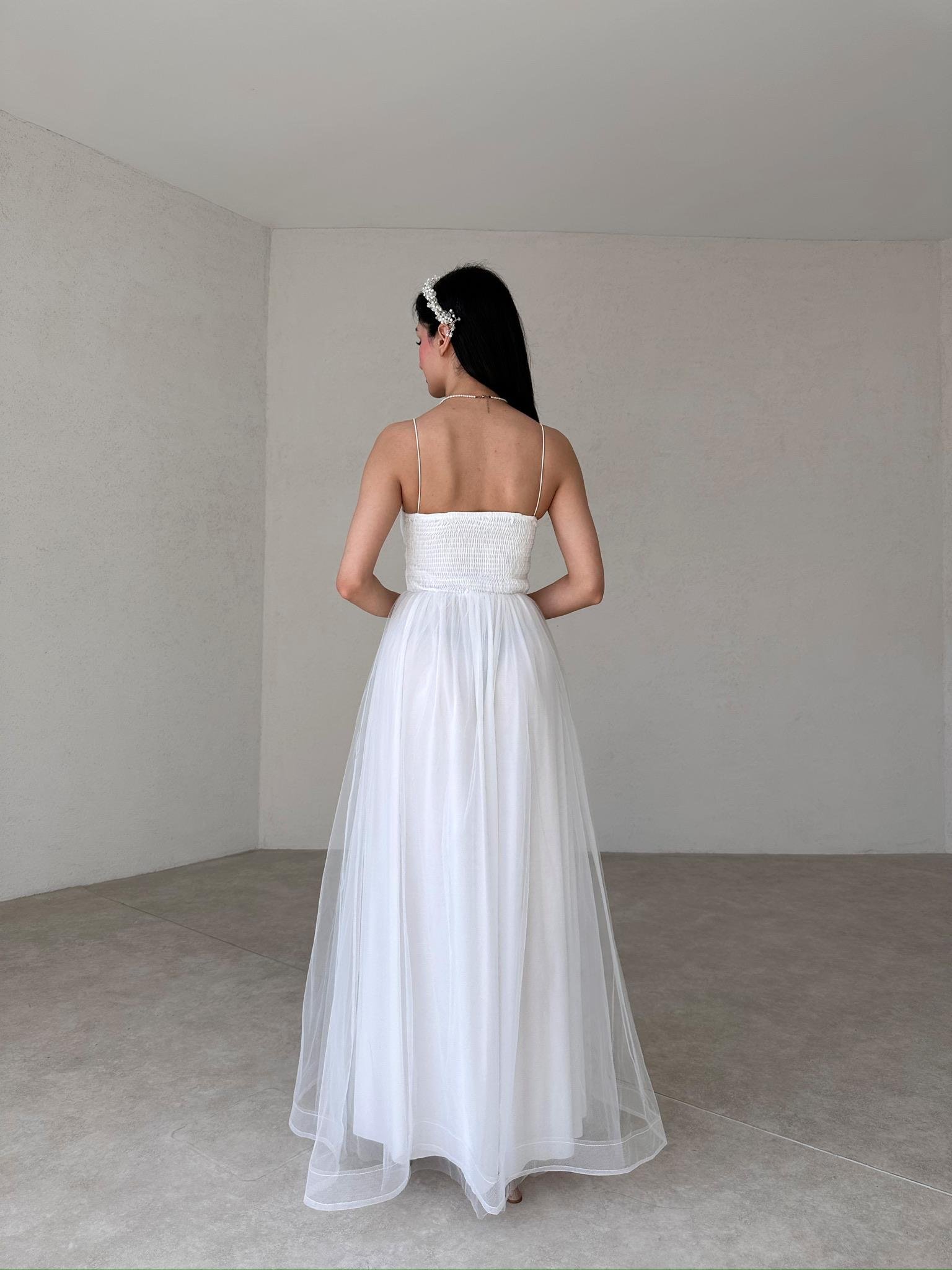 Tül Kumaş İp Askılı Yırtmaçlı Maxi Boy Elbise - BEYAZ 