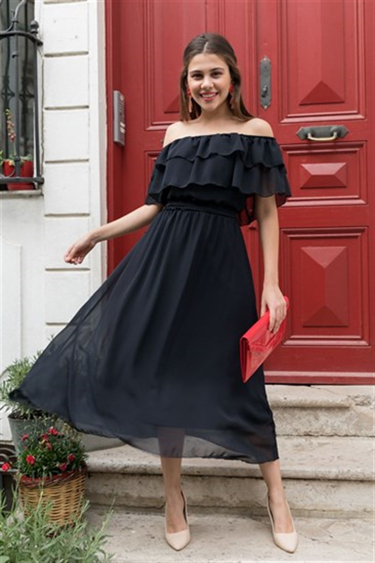 YAKA FIRFIR KUŞAKLI ŞİFON ELBİSE-SİYAH